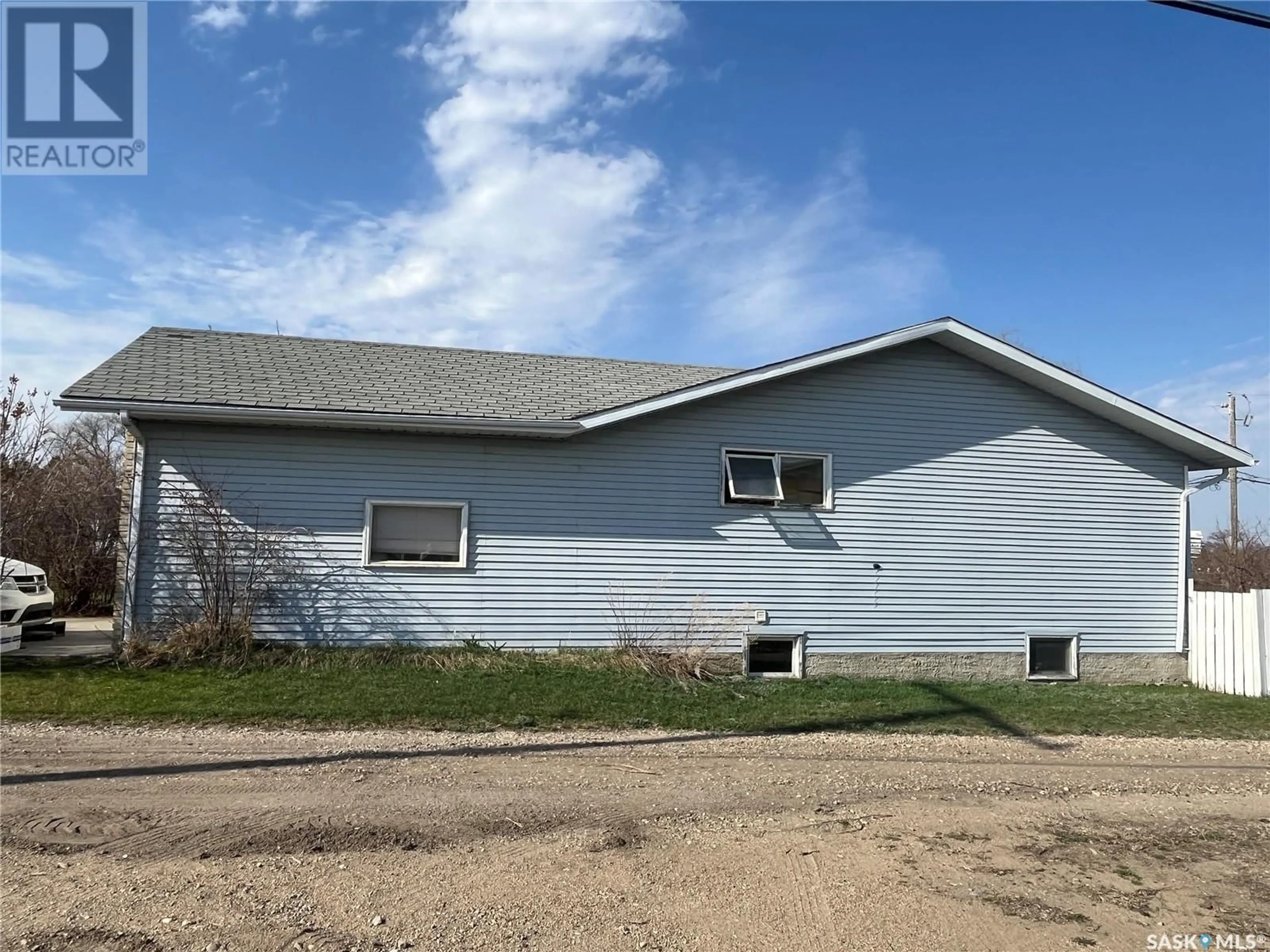 Unknown for 303 1ST AVENUE, Naicam Saskatchewan S0K2Z0