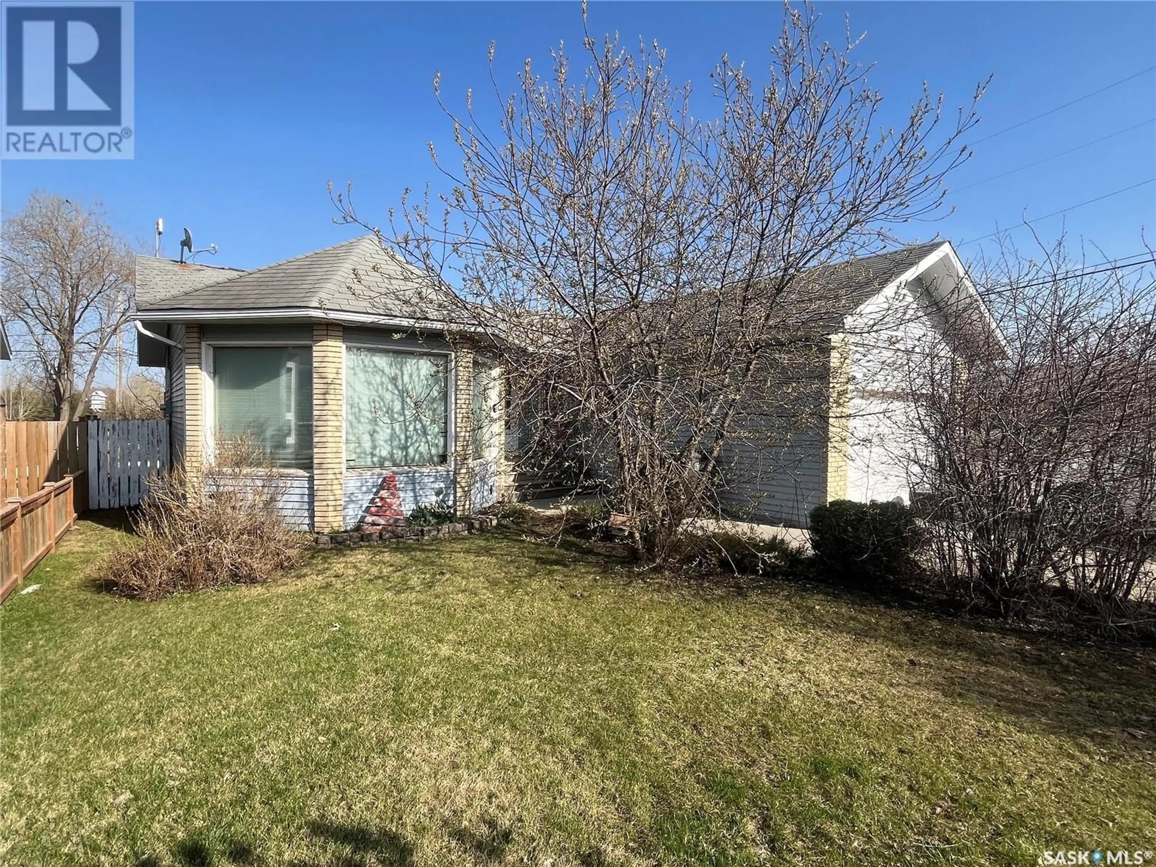 Unknown for 303 1ST AVENUE, Naicam Saskatchewan S0K2Z0