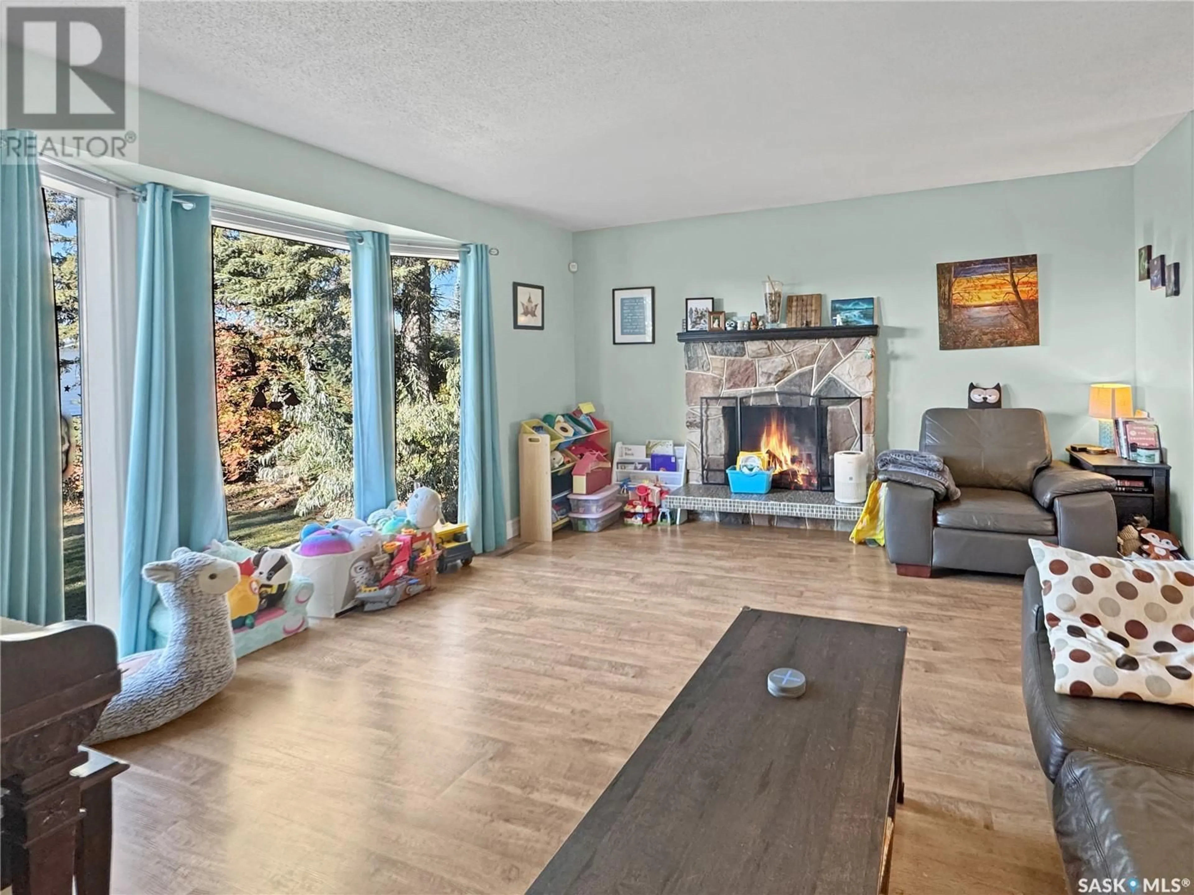 Living room with furniture, unknown for 572 100TH STREET, North Battleford Saskatchewan S9A0T4