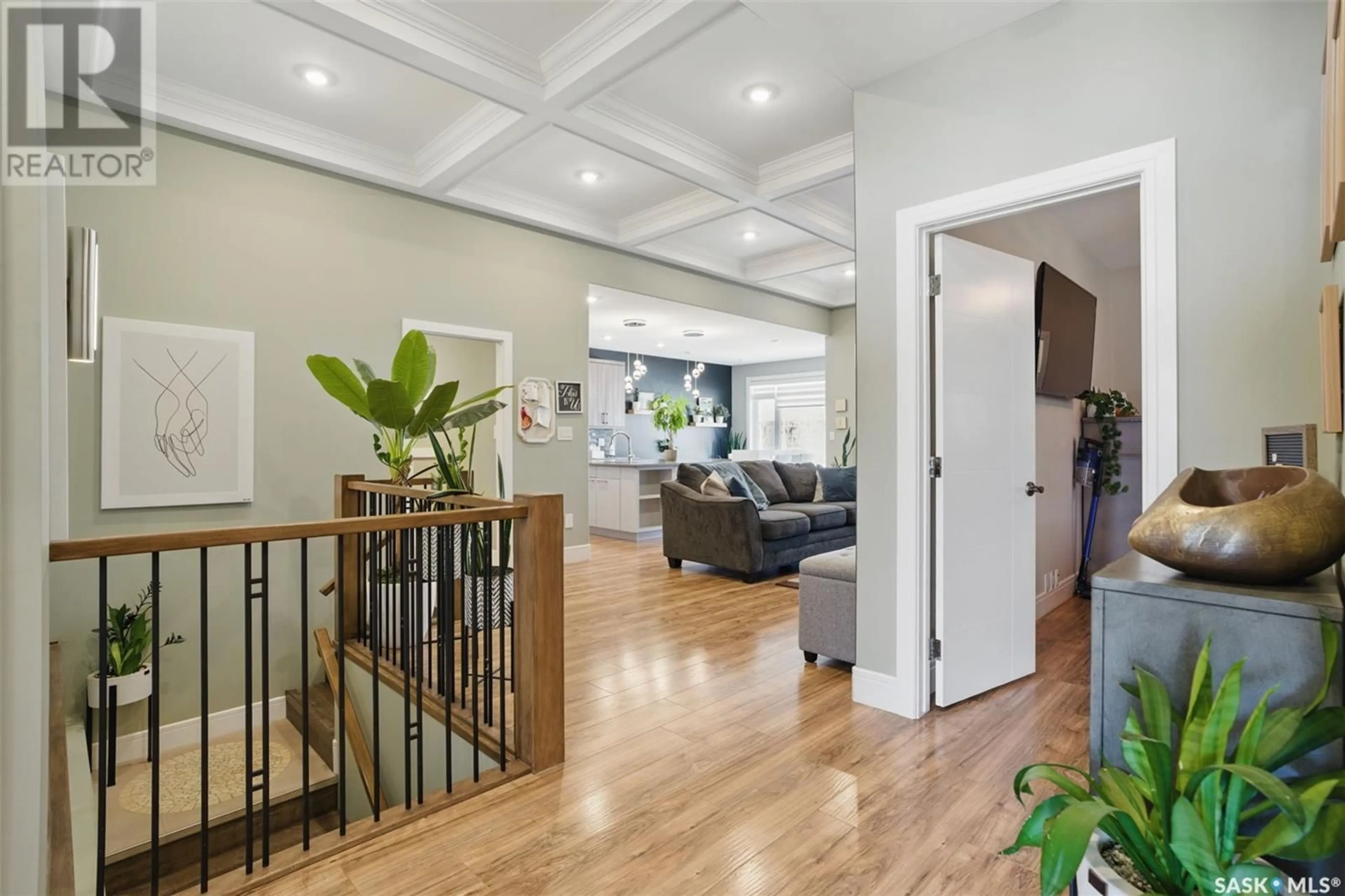 Indoor entryway for 102 BURGESS CRESCENT, Saskatoon Saskatchewan S7V0S1