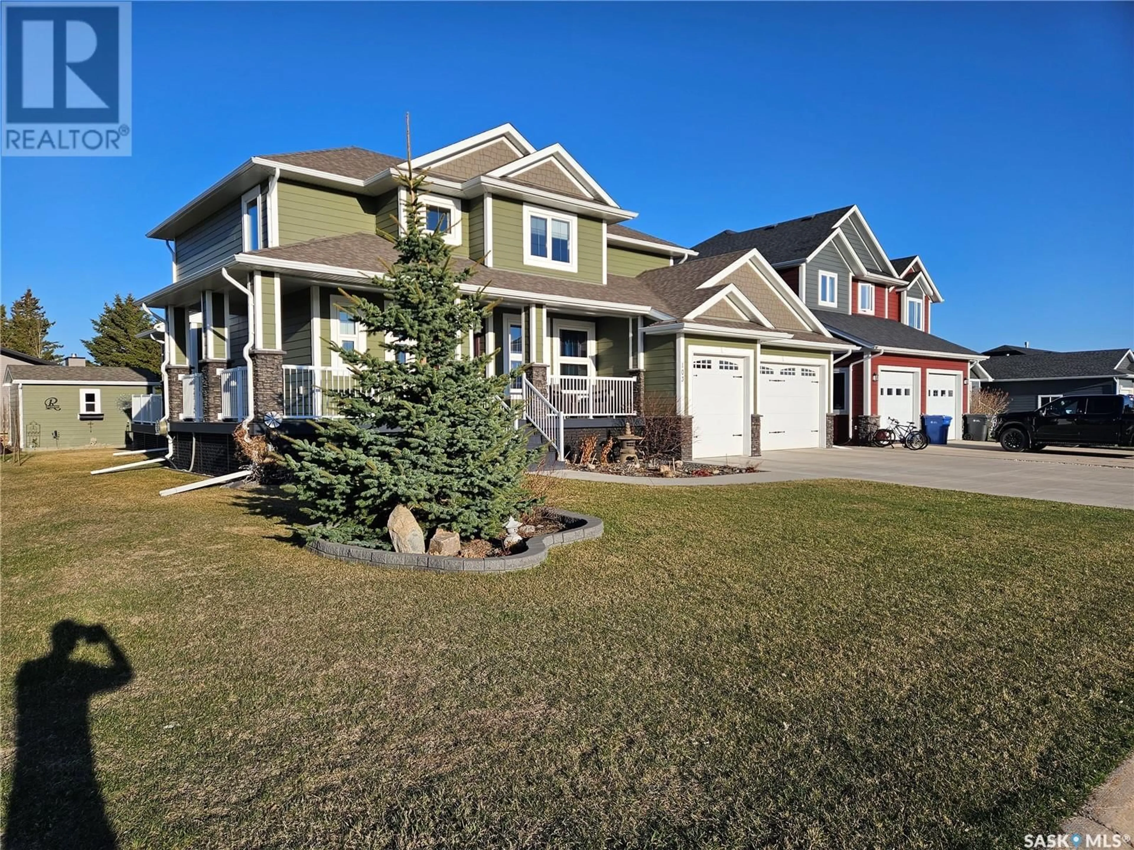 Home with vinyl exterior material, street for 103 RUCKLE ROAD, Carlyle Saskatchewan S0C0R0