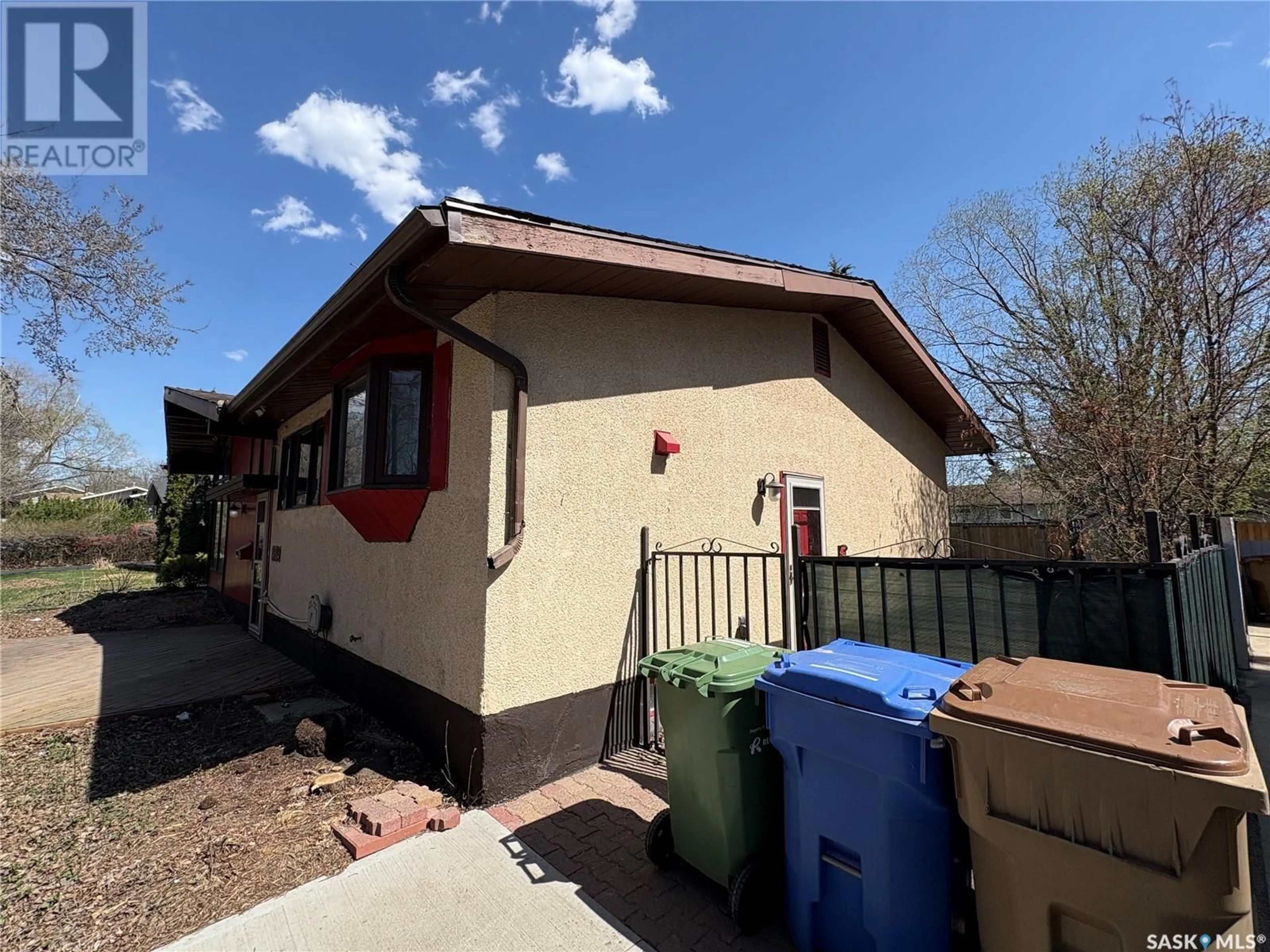 Unknown for 819 SHANNON ROAD, Regina Saskatchewan S4S5K1