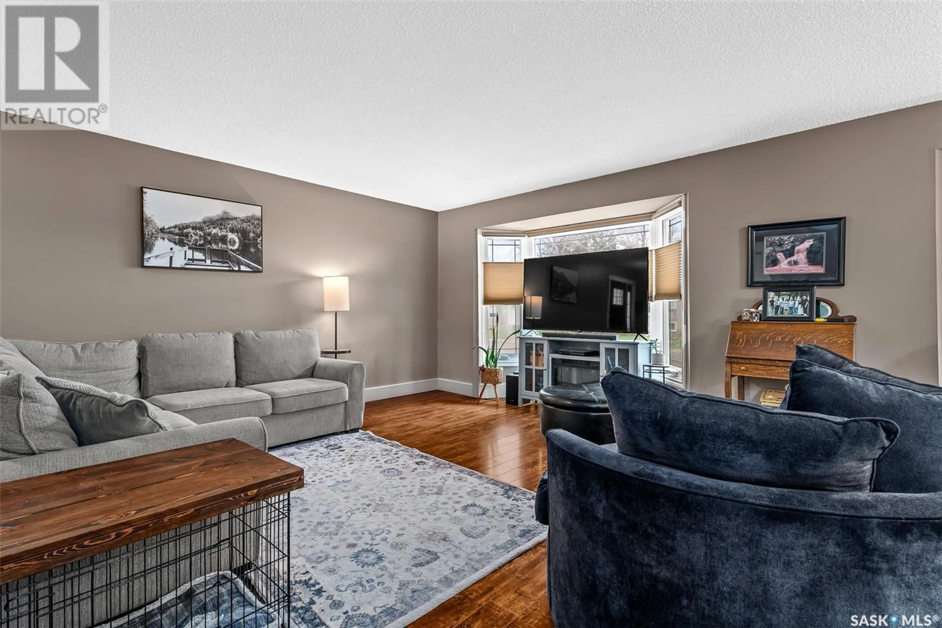 Living room with furniture, unknown for 1263 PASCOE DRIVE, Moose Jaw Saskatchewan S6H7H1