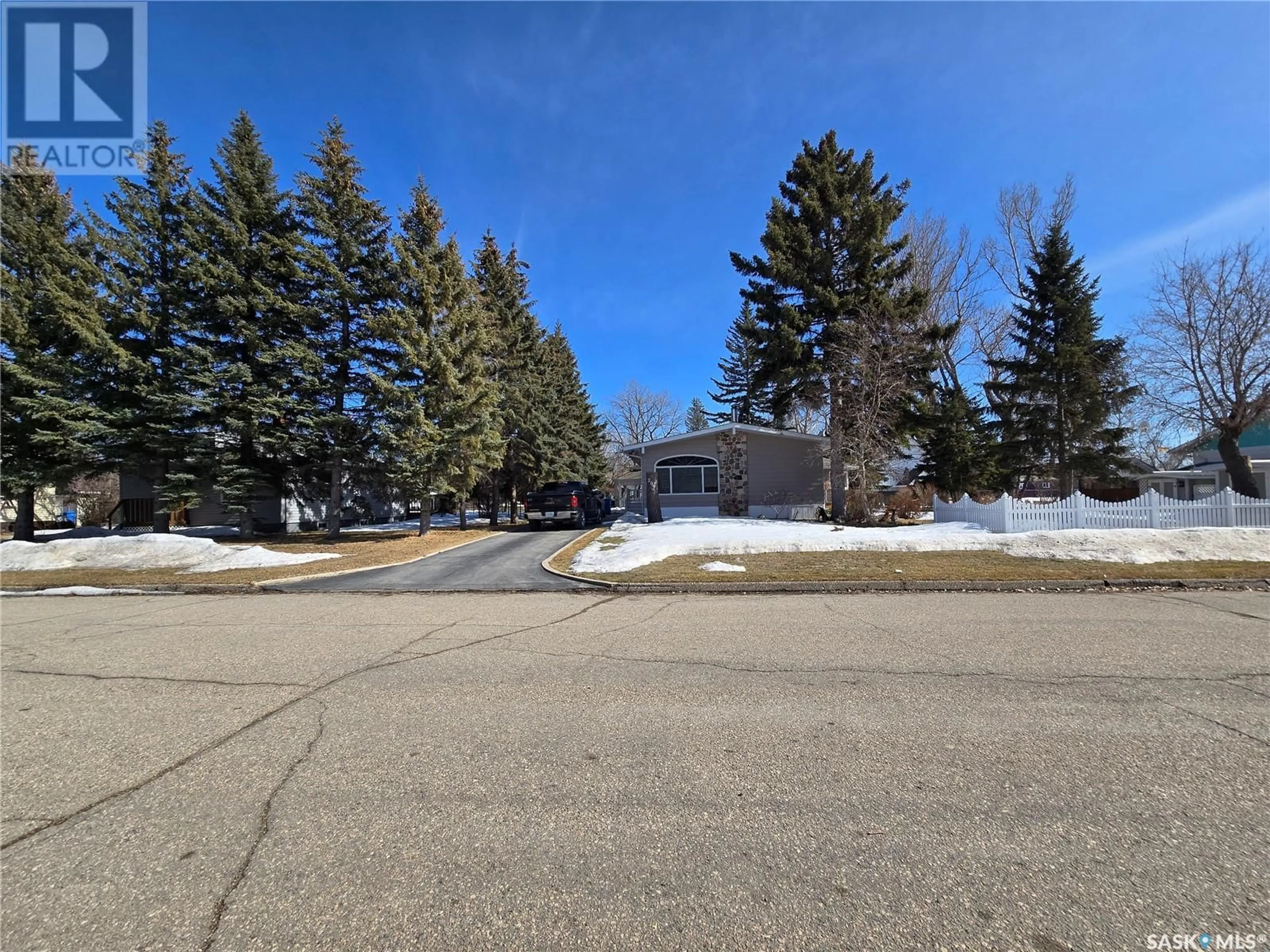 A pic from outside/outdoor area/front of a property/back of a property/a pic from drone, street for 209 SULLIVAN STREET, Stoughton Saskatchewan S0G4T0