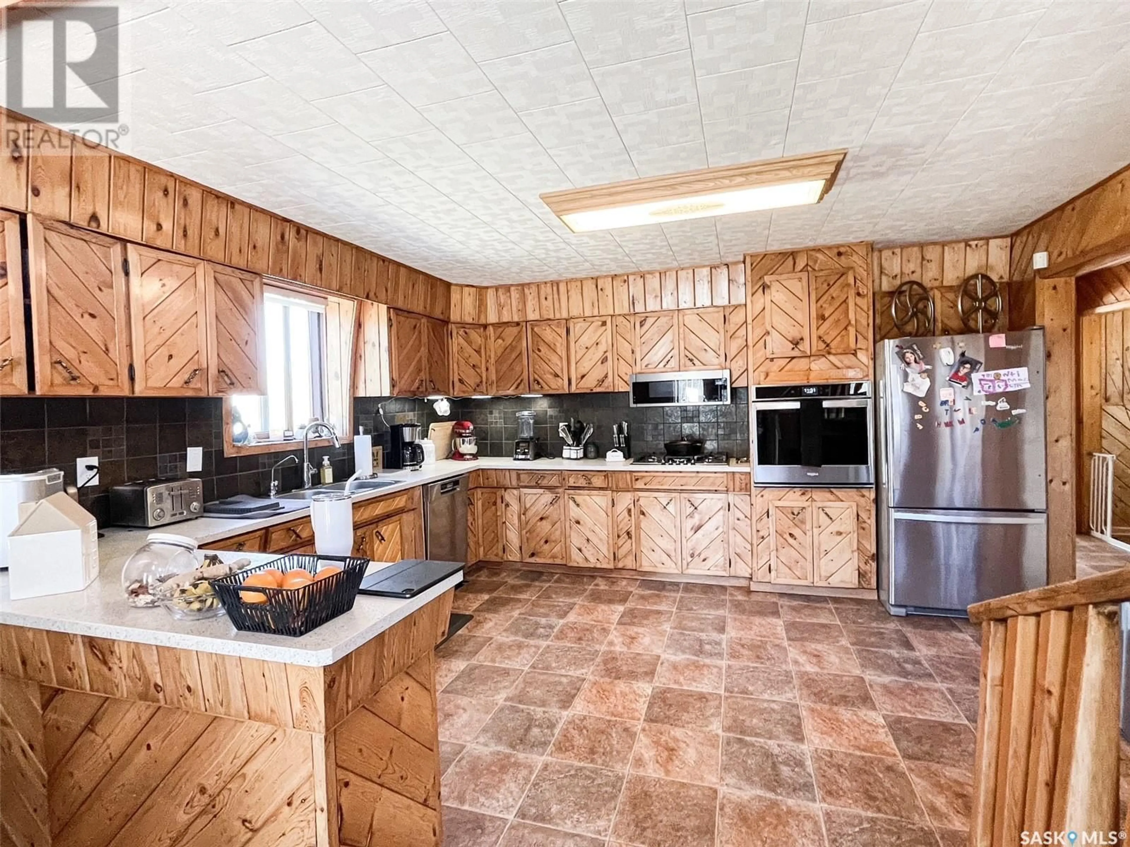 Standard kitchen, unknown for ROSHINSKY ACREAGE, Meadow Lake Rm No.588 Saskatchewan S9X1Z5