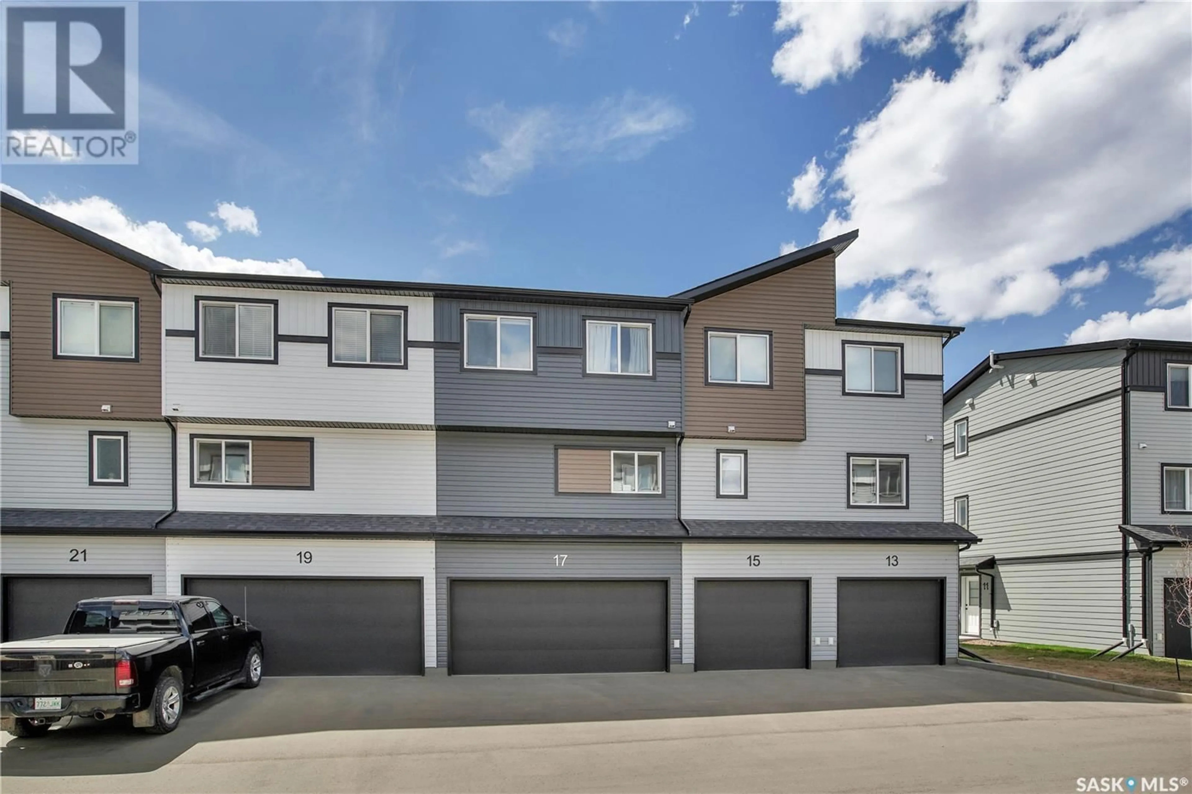 Unknown for 17 - 651 DUBOIS CRESCENT, Saskatoon Saskatchewan S7V0R3