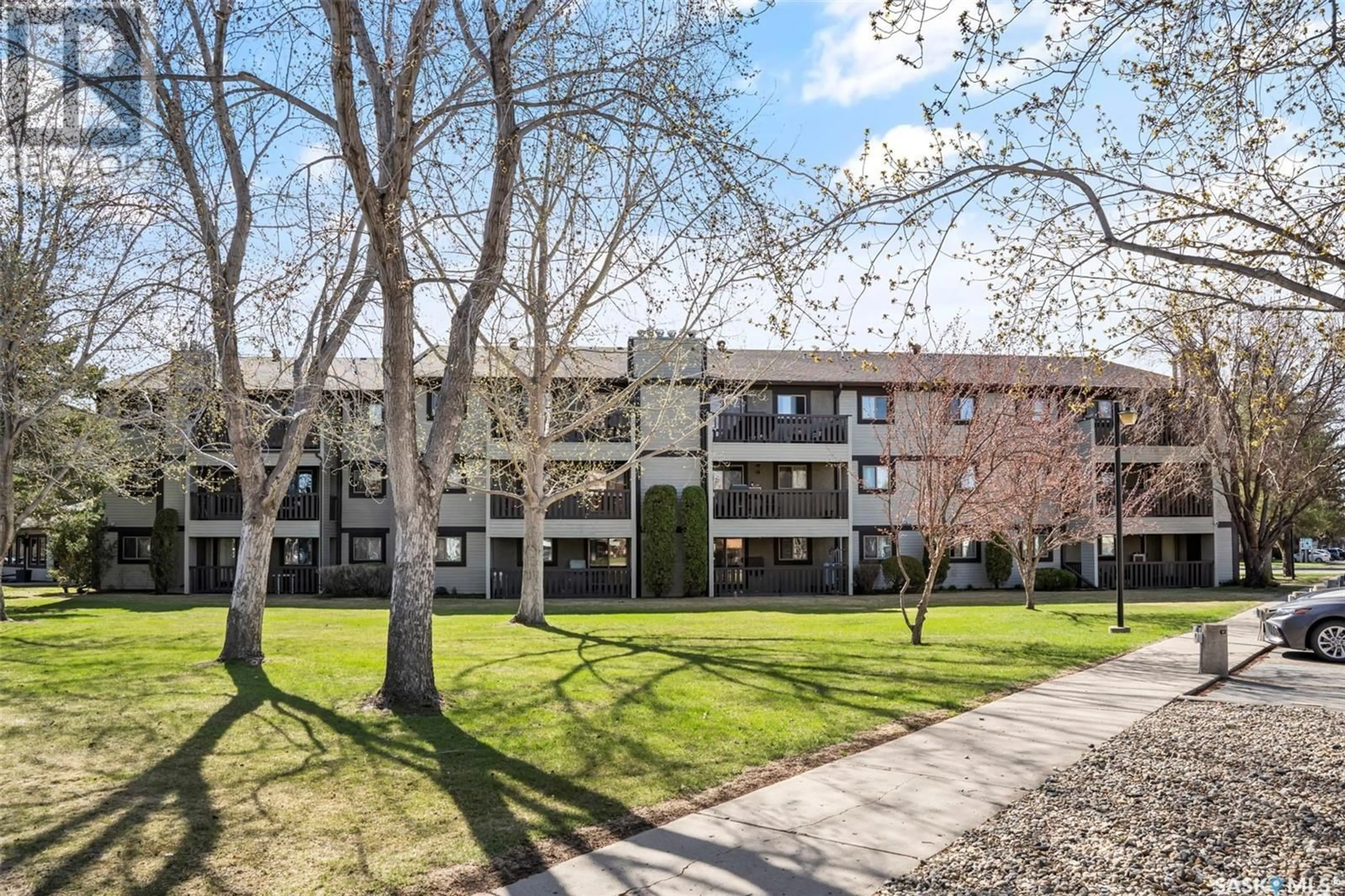 Unknown for 204 130 EDINBURGH PLACE, Saskatoon Saskatchewan S7H5J7