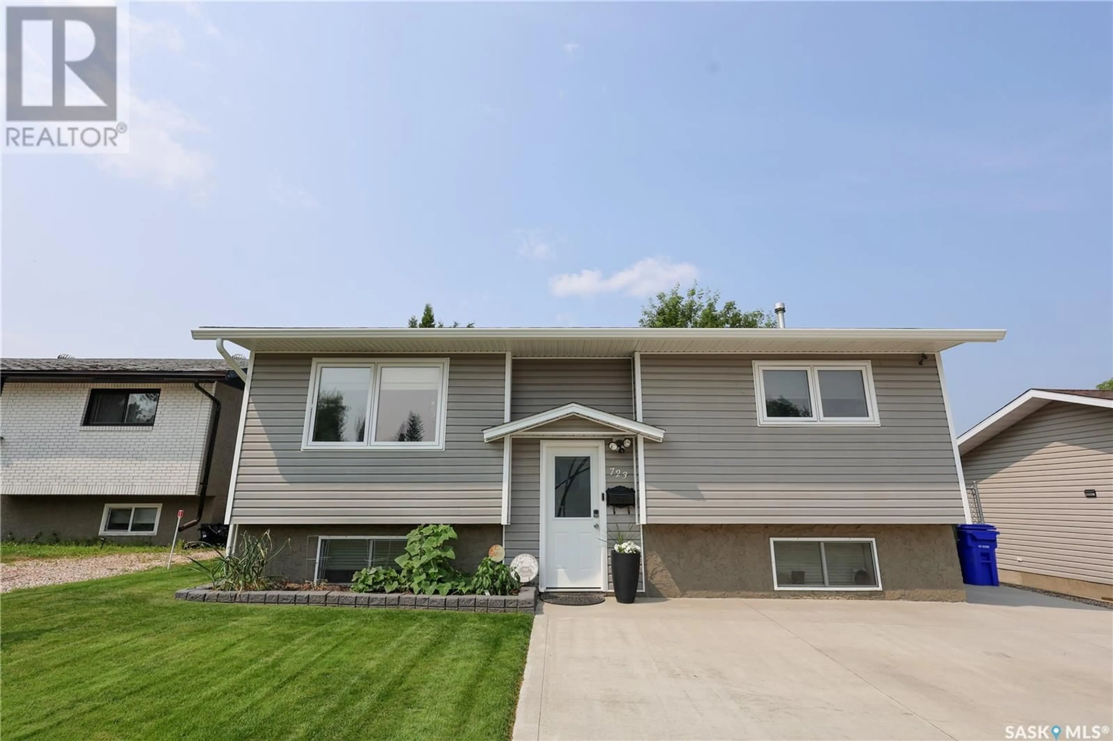 Home with vinyl exterior material, street for 723 MCCRANEY CRESCENT, Prince Albert Saskatchewan S6V6W3