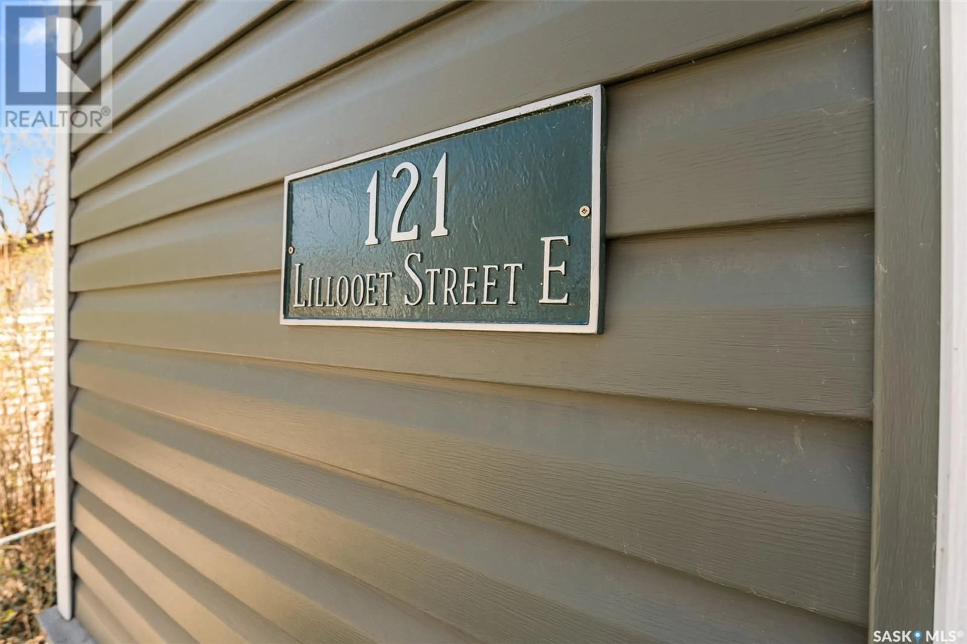Unknown for 121 LILLOOET STREET E, Moose Jaw Saskatchewan S6H4S6