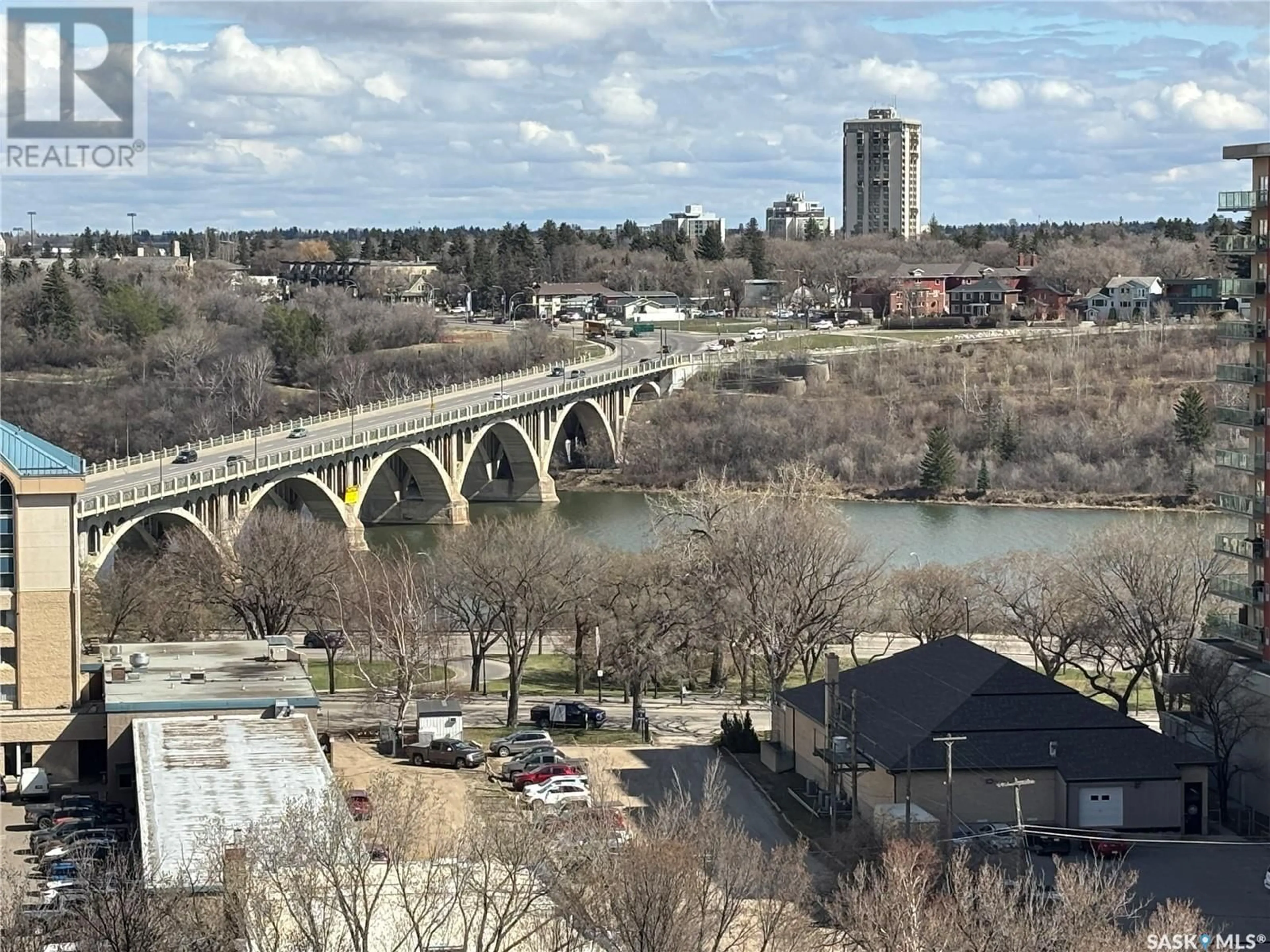 Blurry image for N - 1504 320 5TH AVENUE, Saskatoon Saskatchewan S7K2P5