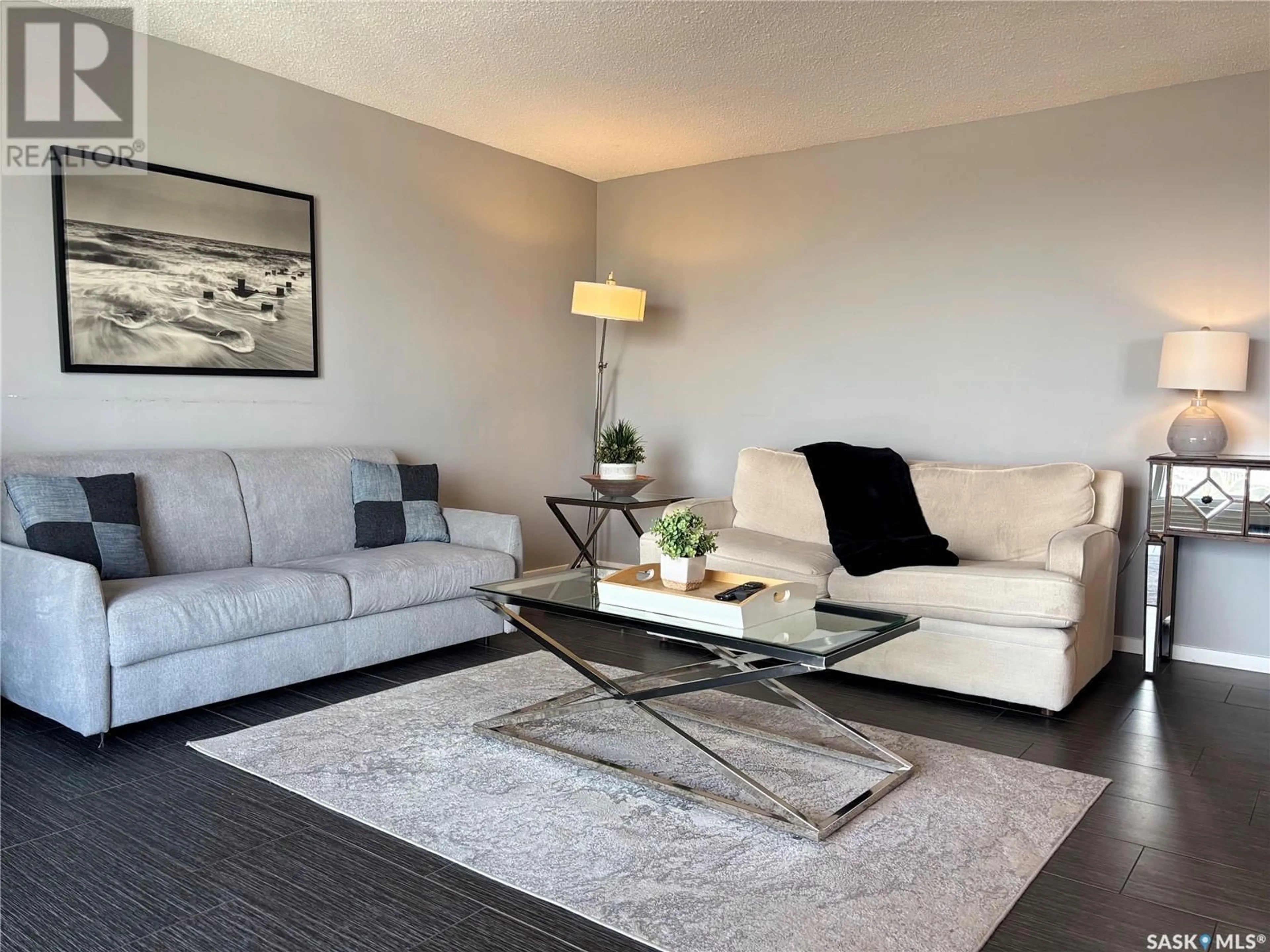 Living room with furniture, unknown for N - 1504 320 5TH AVENUE, Saskatoon Saskatchewan S7K2P5