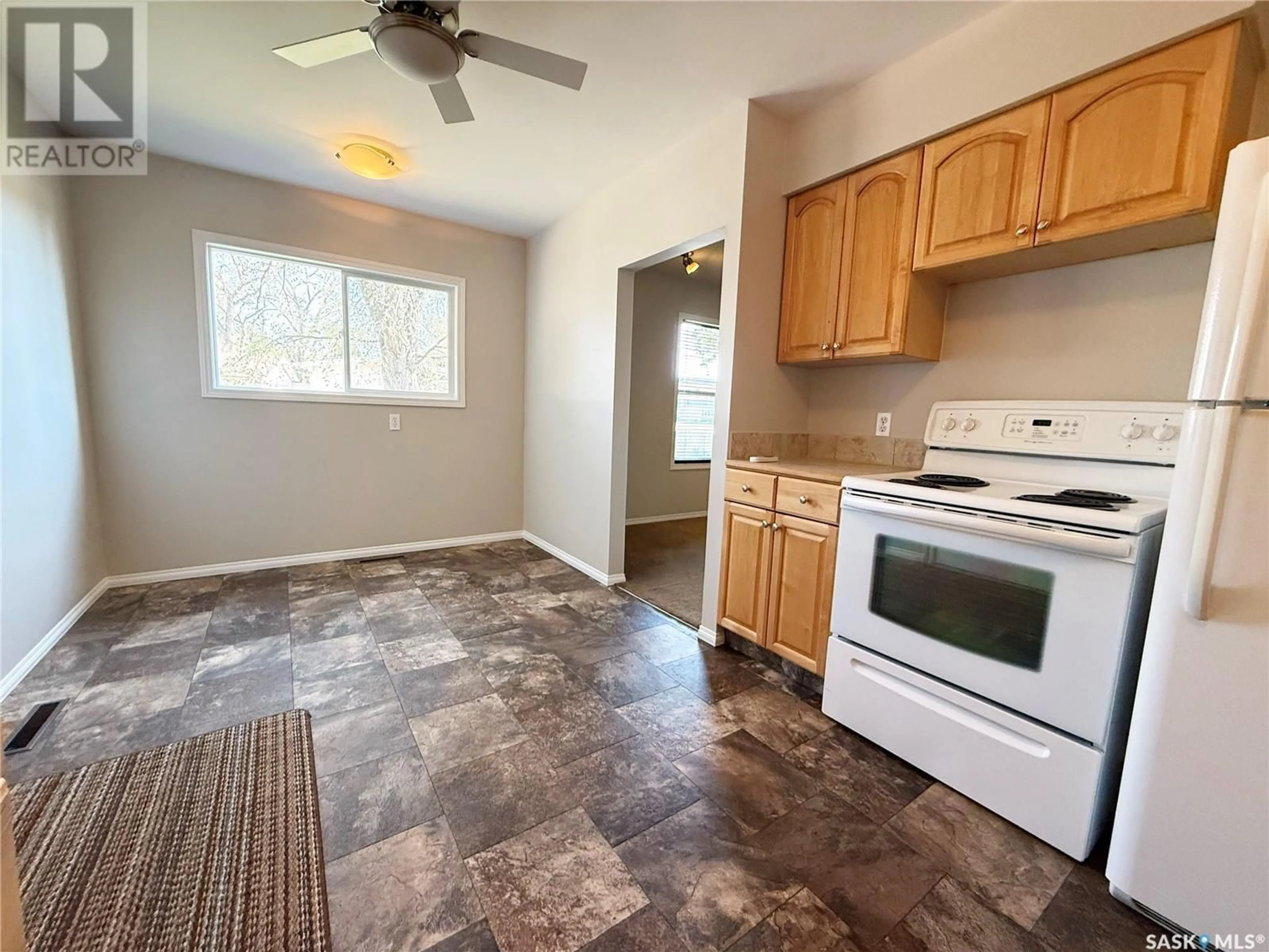 Unknown for 1150 FRANCIS STREET, Moose Jaw Saskatchewan S6H3B7