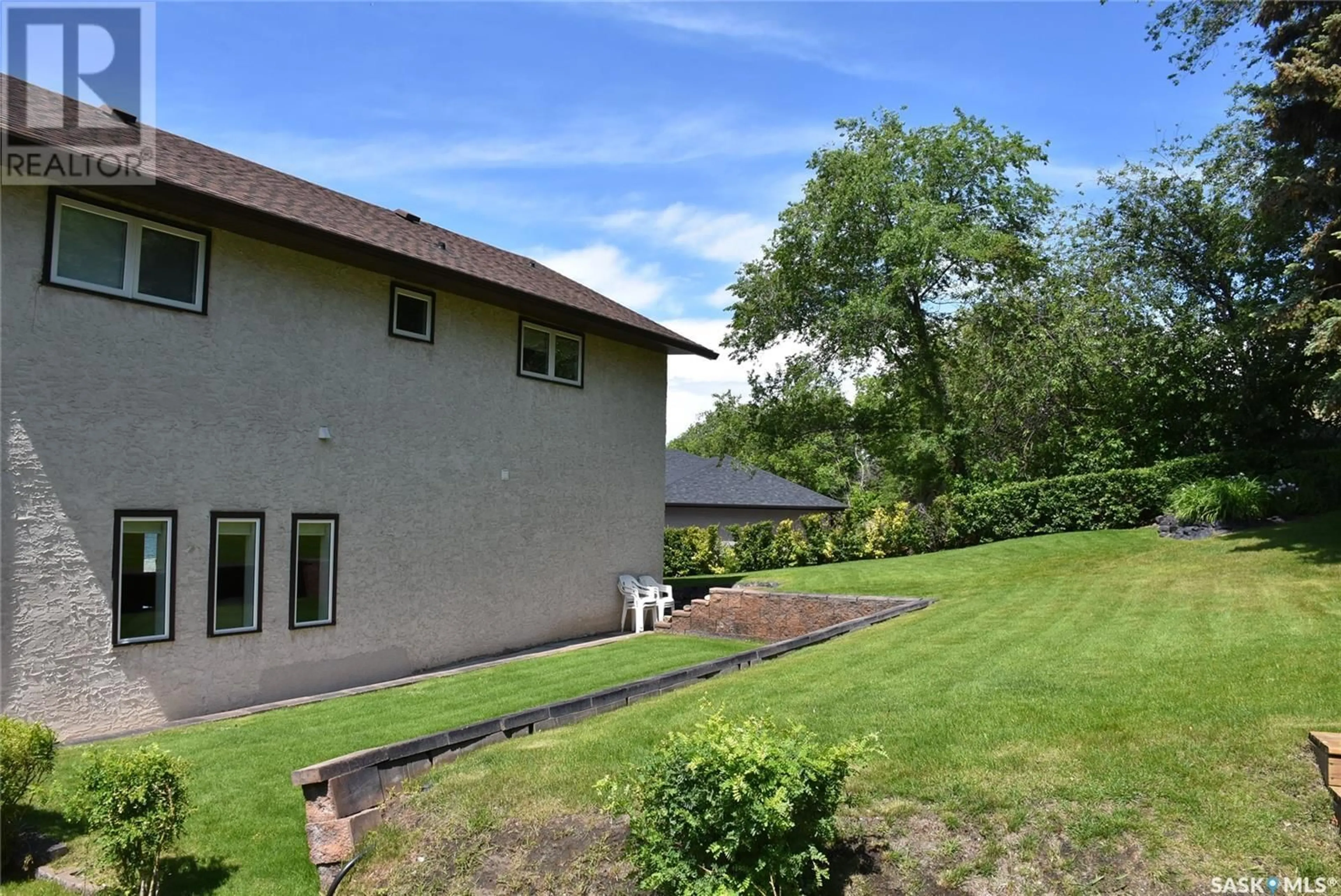 A pic from outside/outdoor area/front of a property/back of a property/a pic from drone, unknown for 471 LAKE ROAD, Fort San Saskatchewan S0G1S0