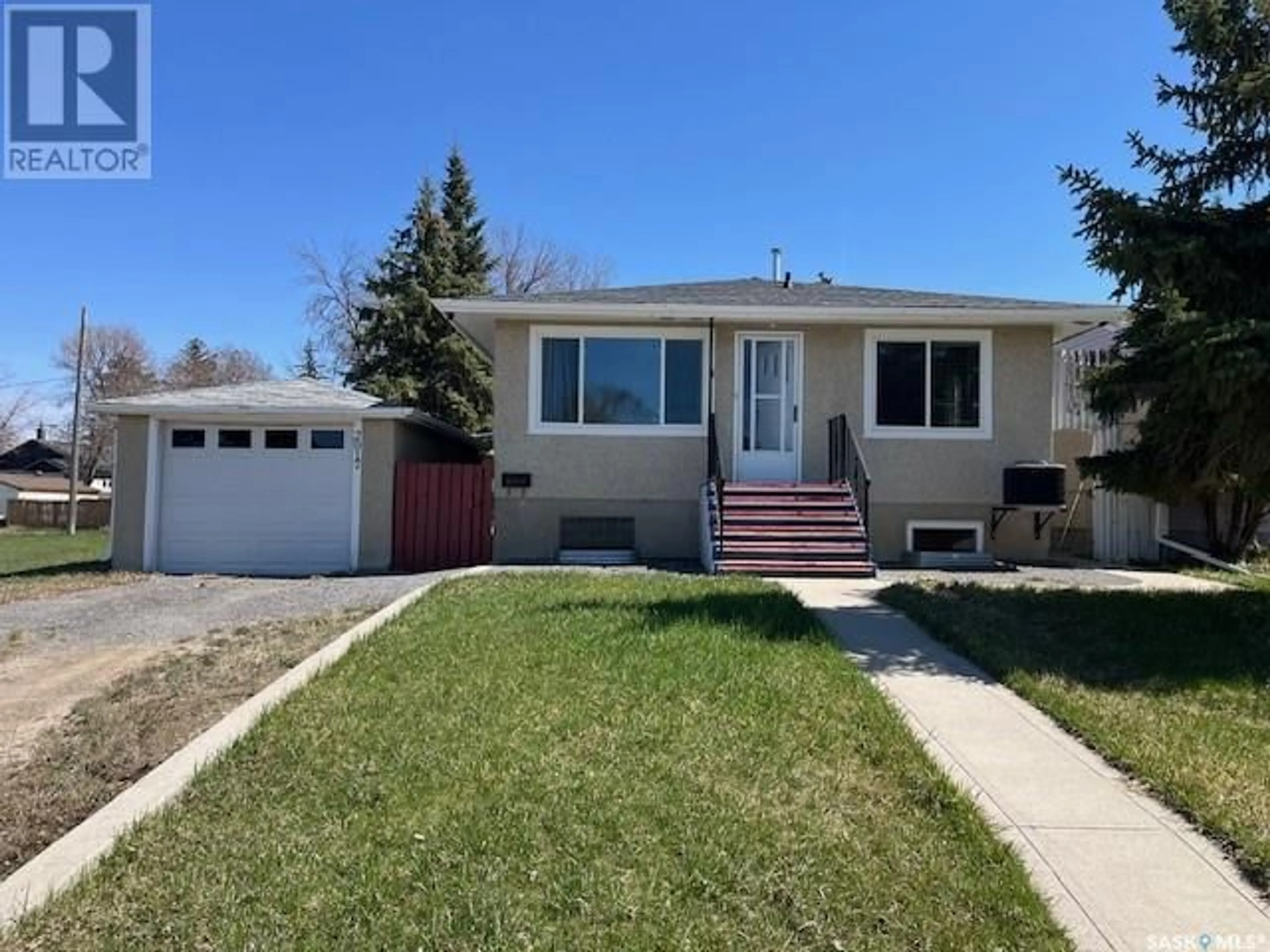 Home with vinyl exterior material, street for 2017 YORK STREET, Regina Saskatchewan S4T4R7