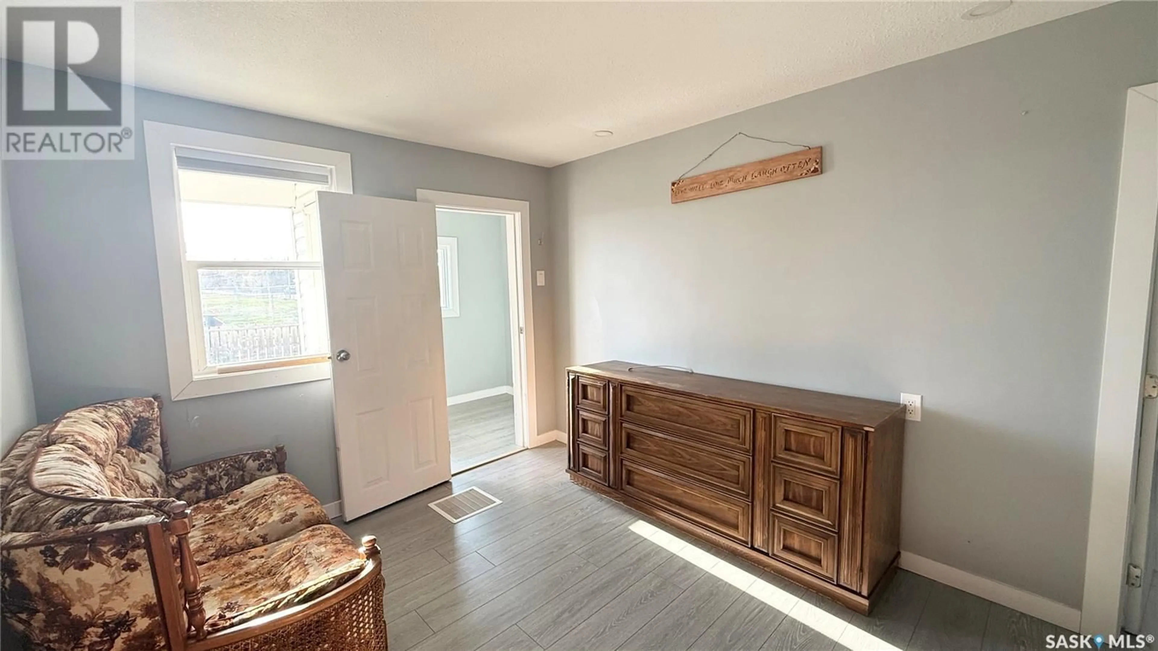 A pic of a room for 1605 RETALLACK STREET, Regina Saskatchewan S4T2J6