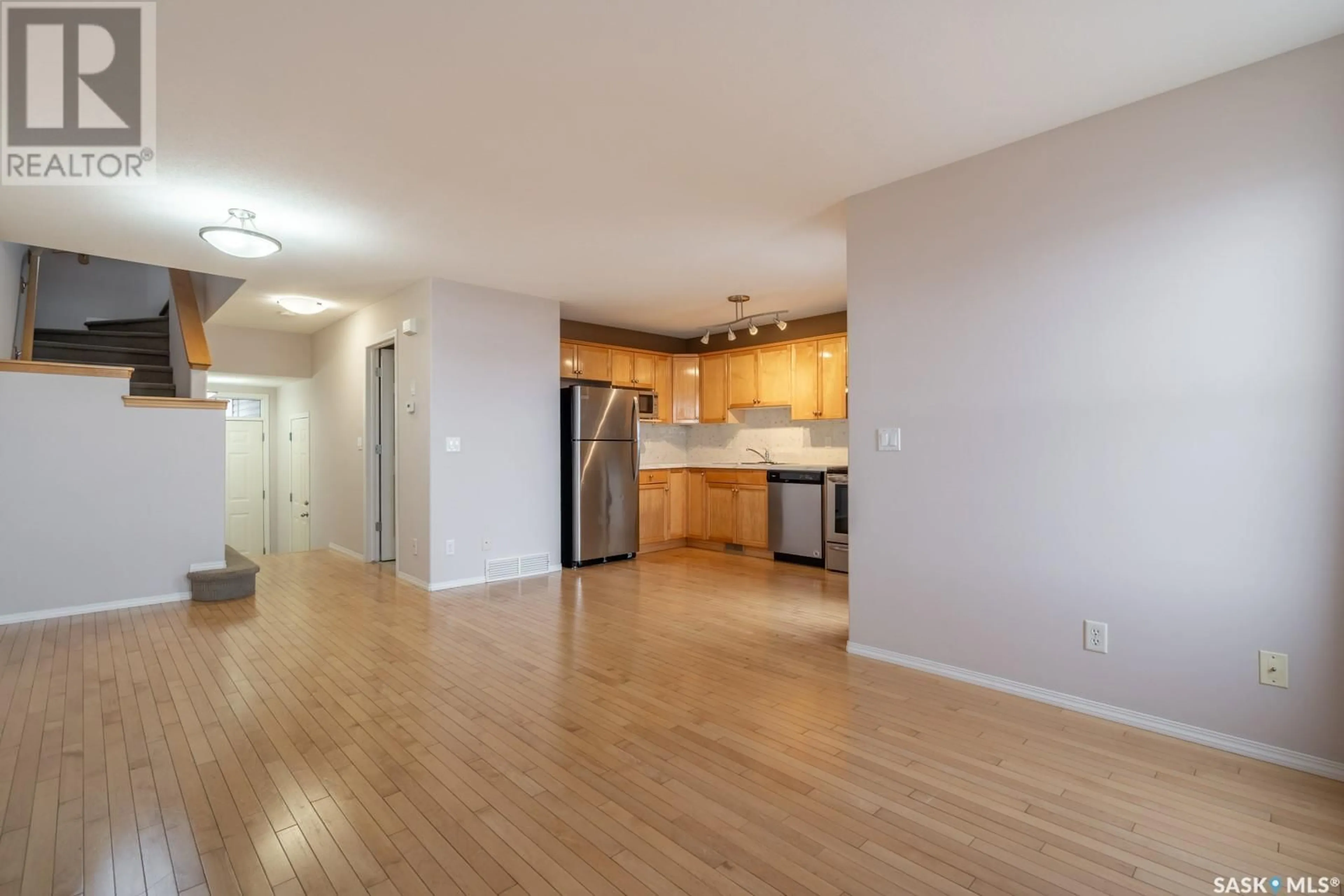 Unknown for 2972 CRANBOURN CRESCENT, Regina Saskatchewan S4V3E4