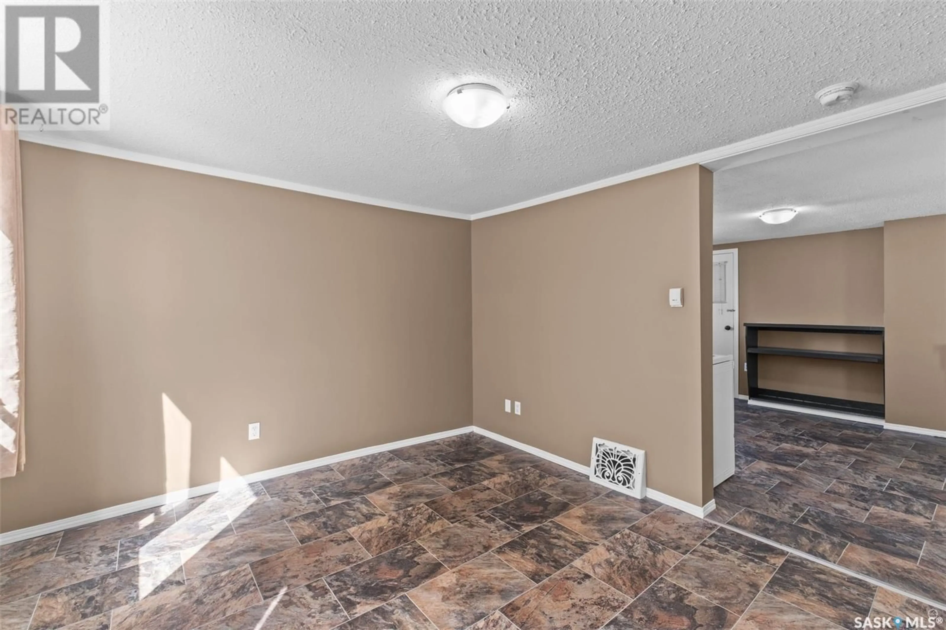 Unknown for 426 10TH STREET, Prince Albert Saskatchewan S6V0Z4