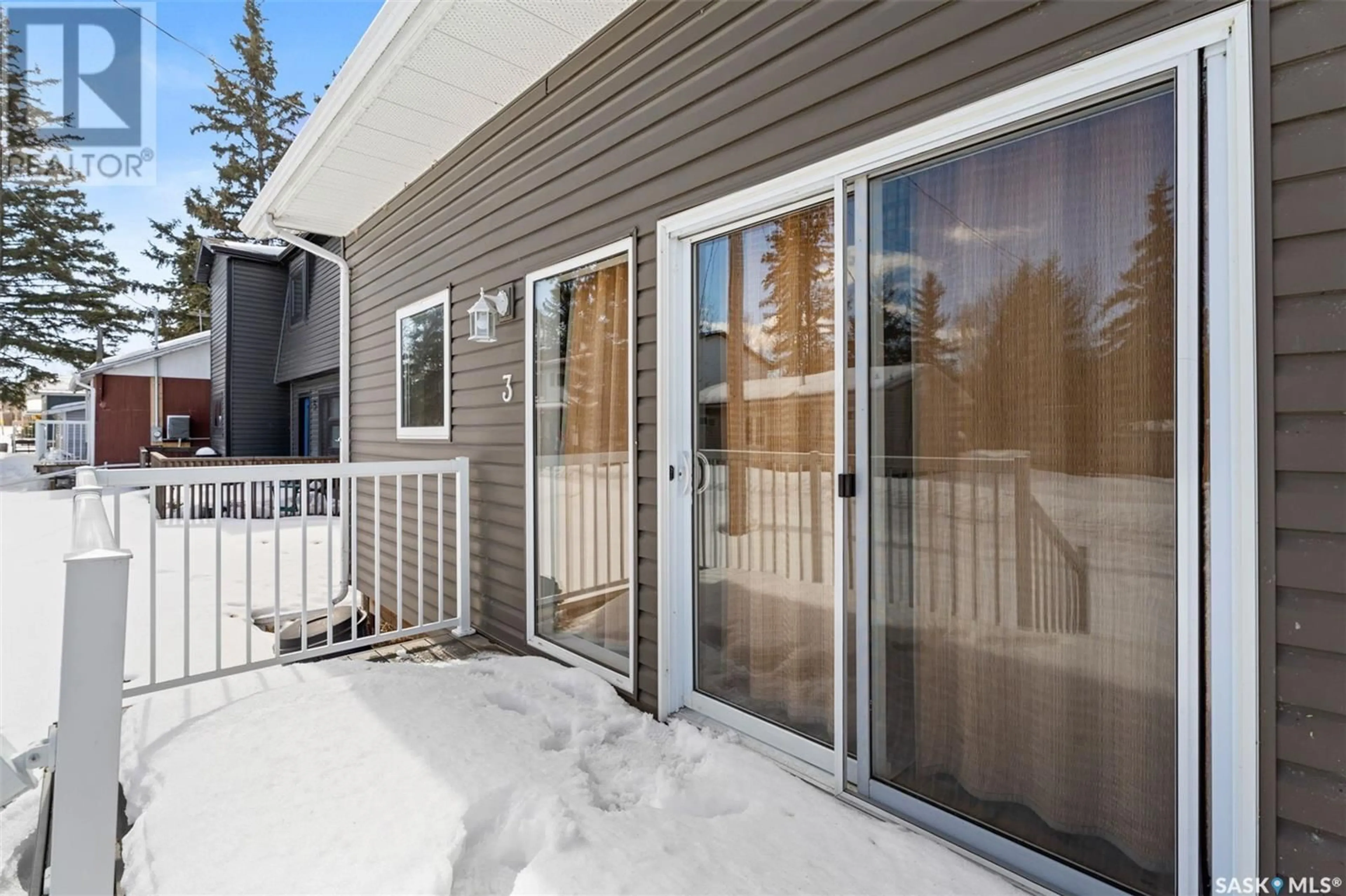 Home with vinyl exterior material, street for 3 8TH STREET, Emma Lake Saskatchewan S0J0N0