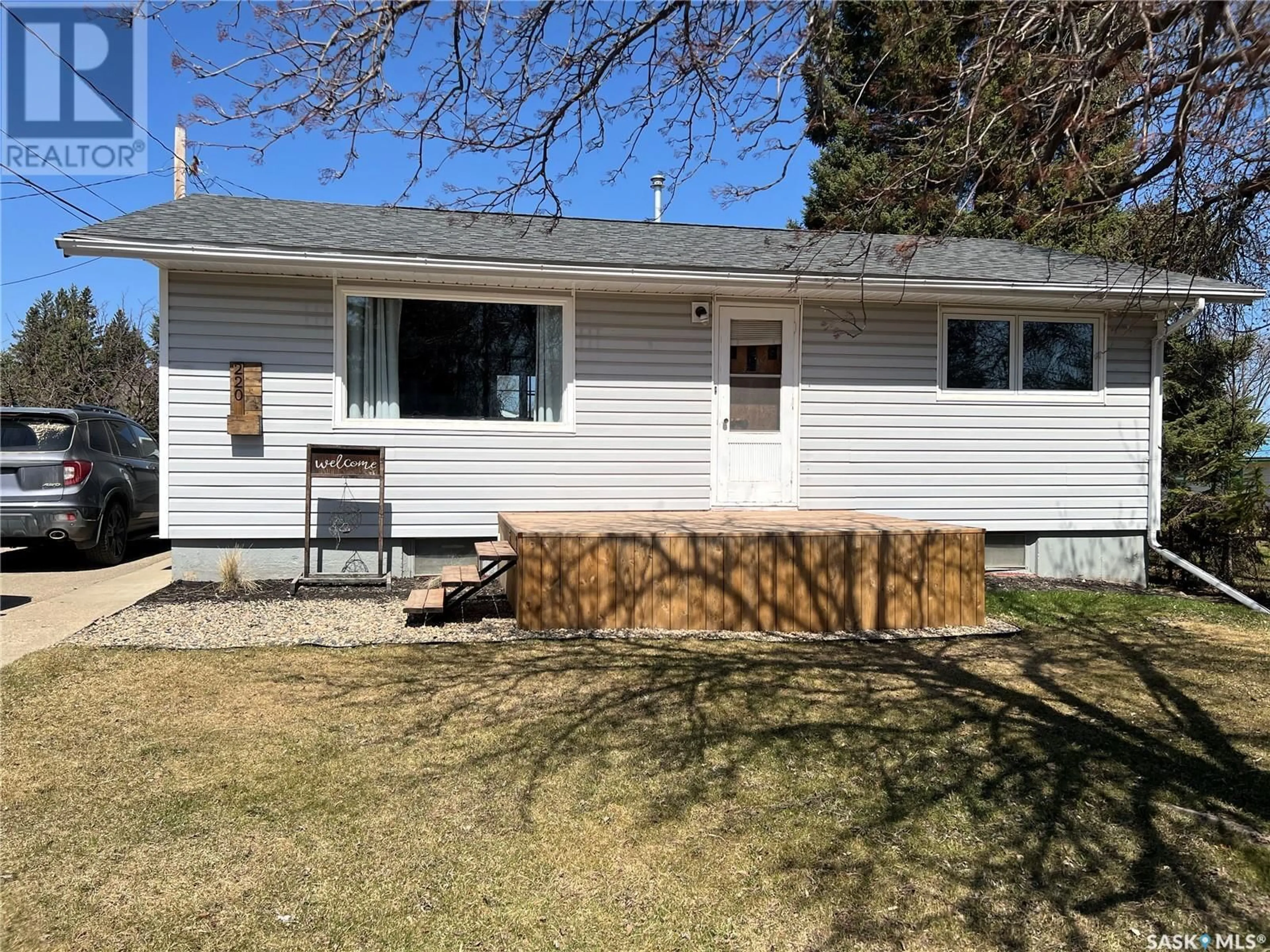 Home with vinyl exterior material, street for 220 ELM STREET, Porcupine Plain Saskatchewan S0E1H0