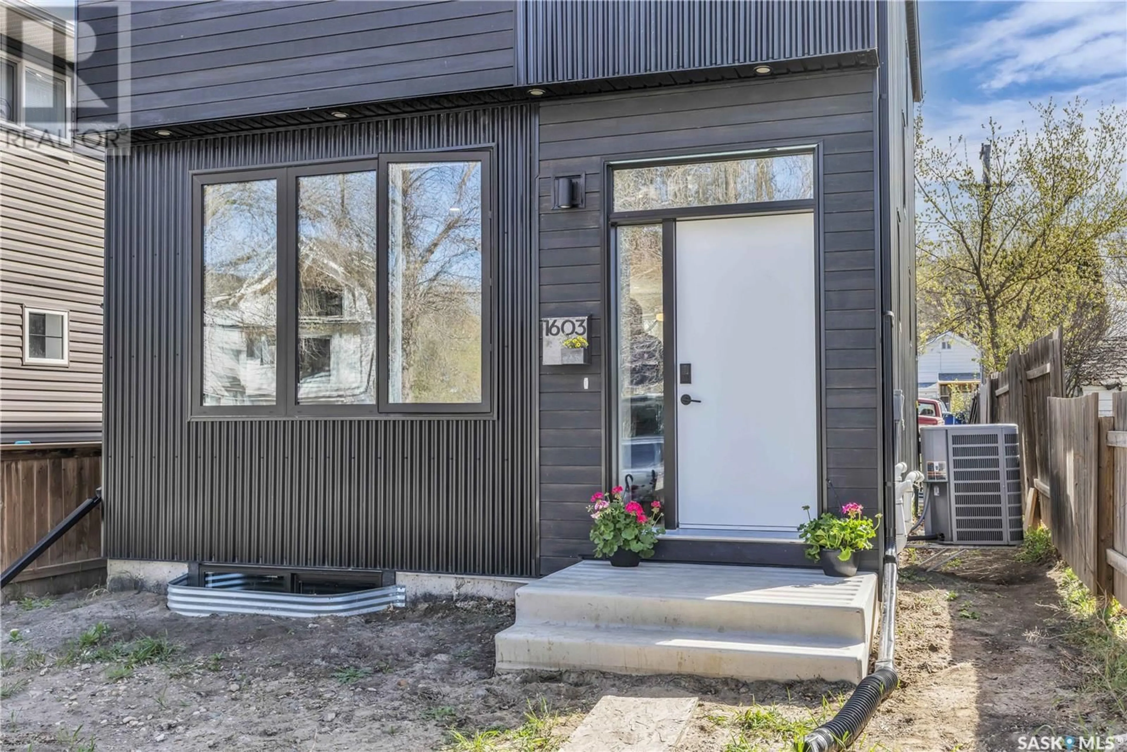 Unknown for 1603 COY AVENUE, Saskatoon Saskatchewan S7M0H5