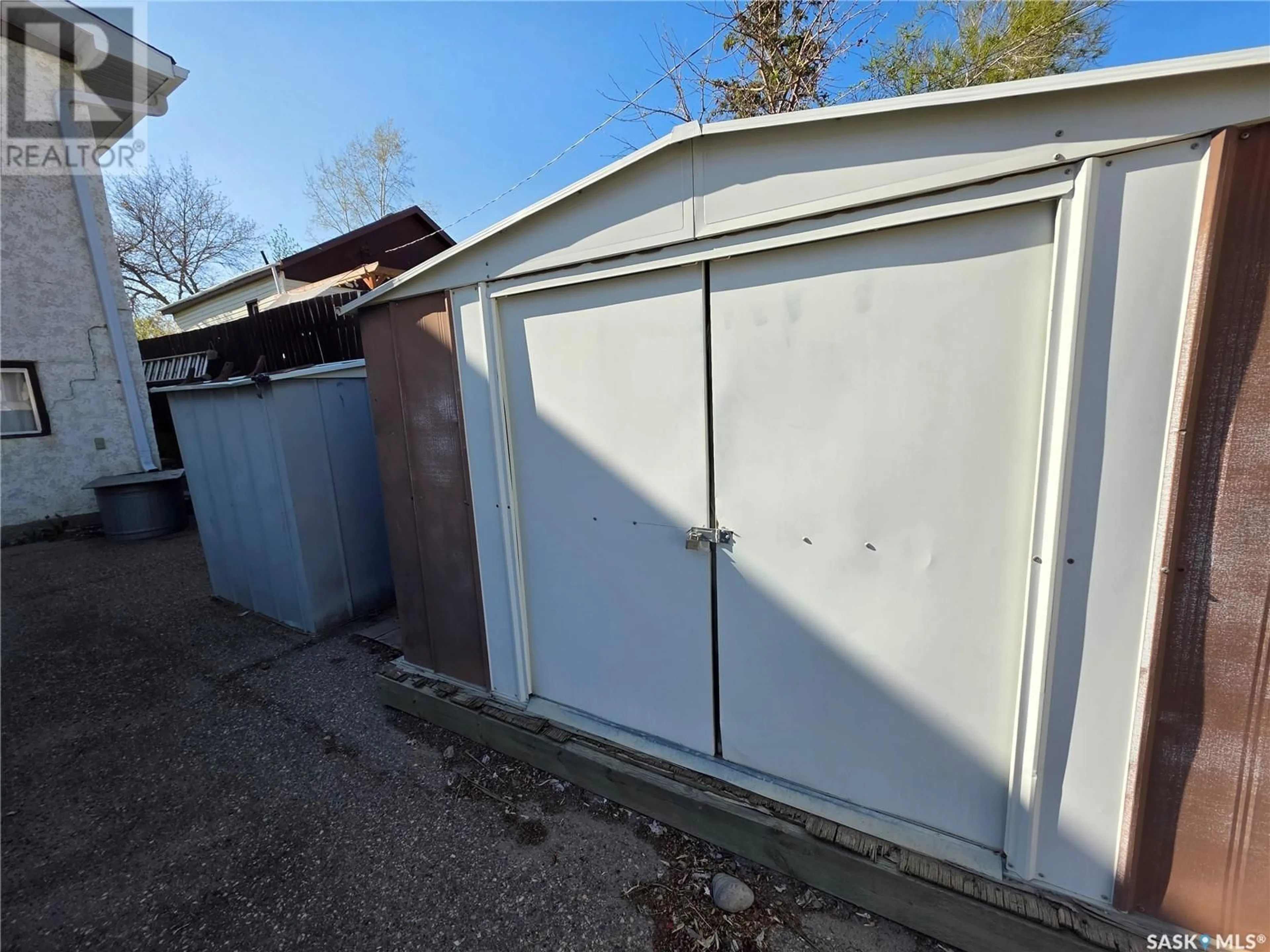 Shed for 167 4TH AVENUE, Swift Current Saskatchewan S9H2J3