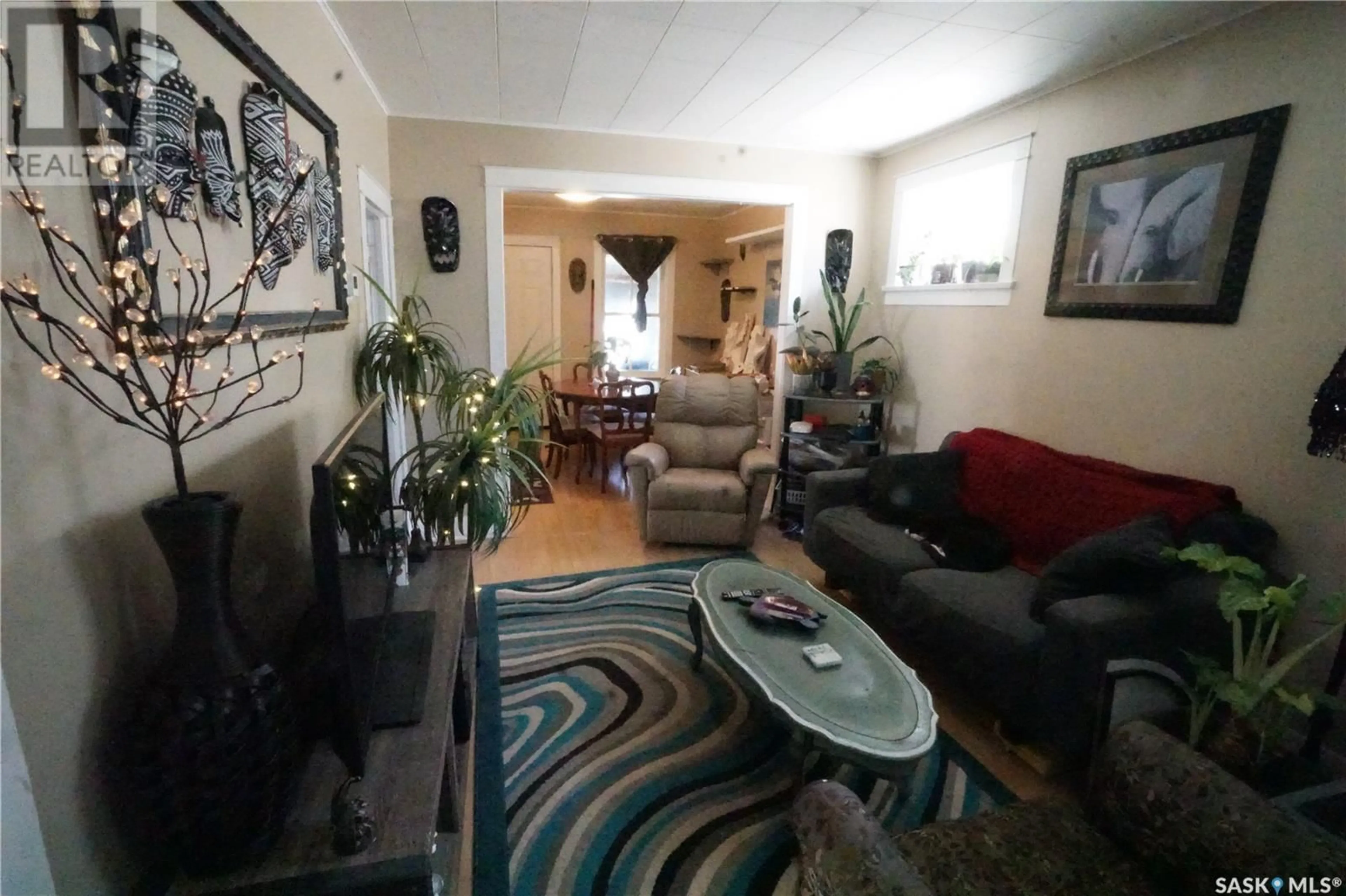 Living room with furniture, unknown for 964 RETALLACK STREET, Regina Saskatchewan S4T2H1