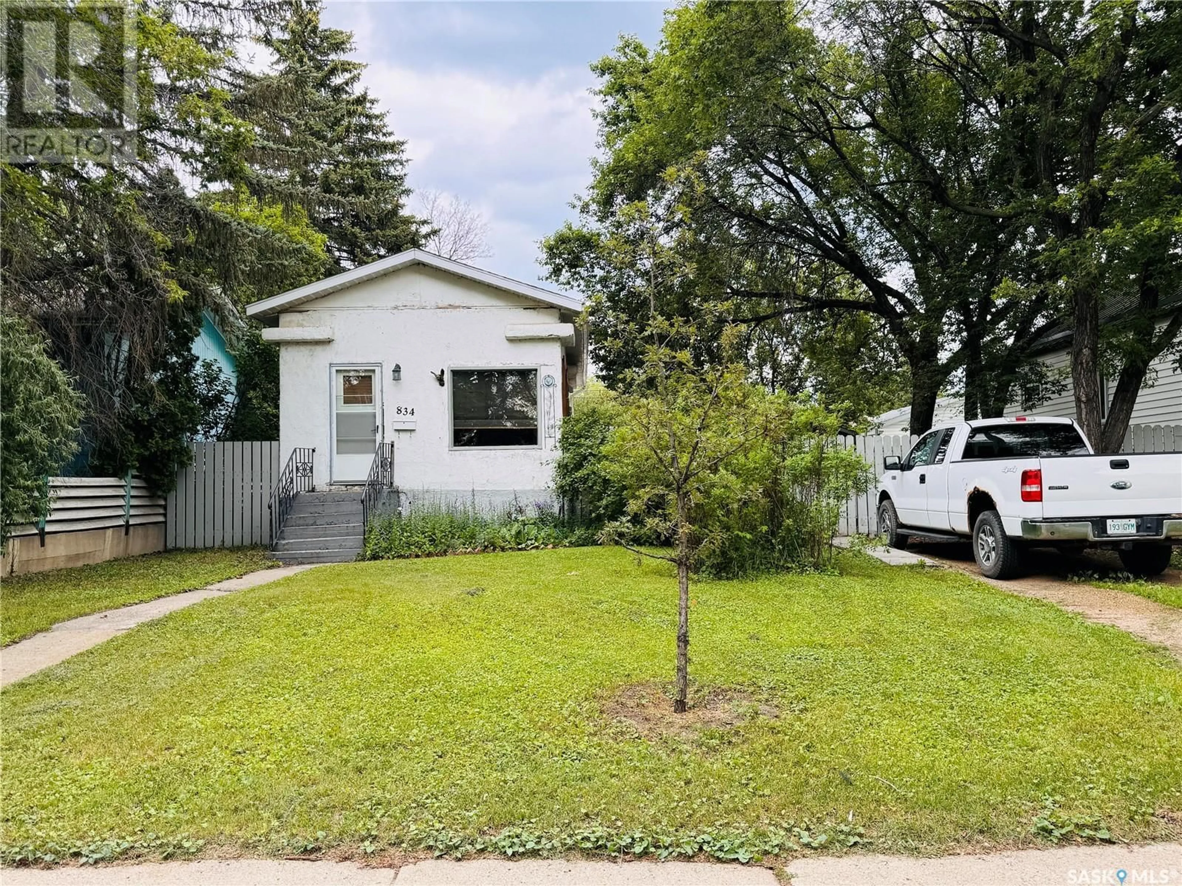 Unknown for 834 L AVENUE, Saskatoon Saskatchewan S7L2R4