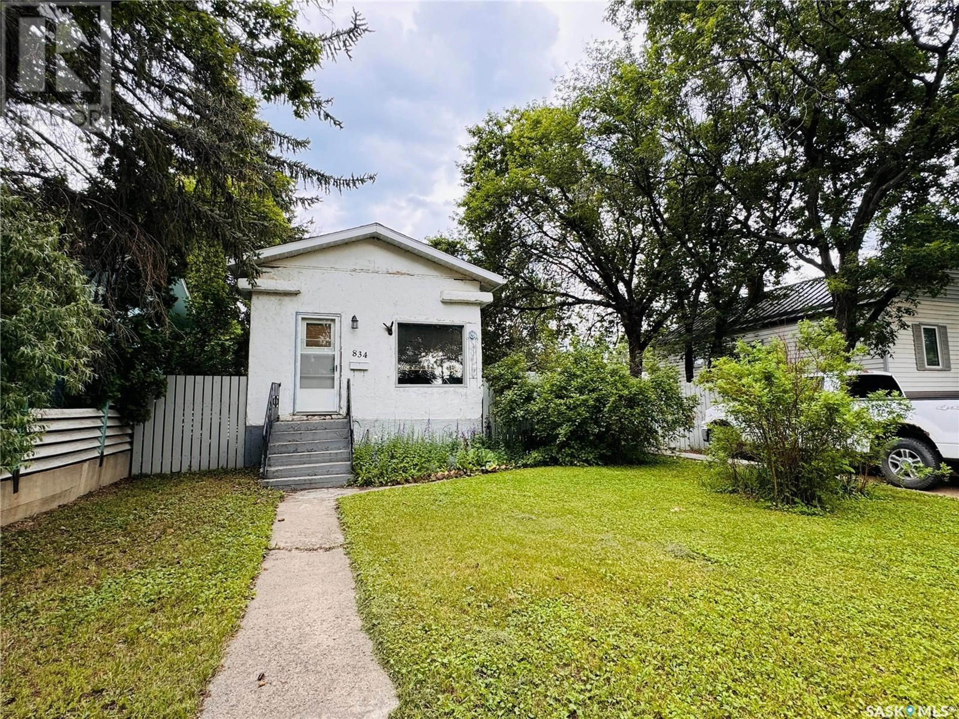Shed for 834 L AVENUE, Saskatoon Saskatchewan S7L2R4