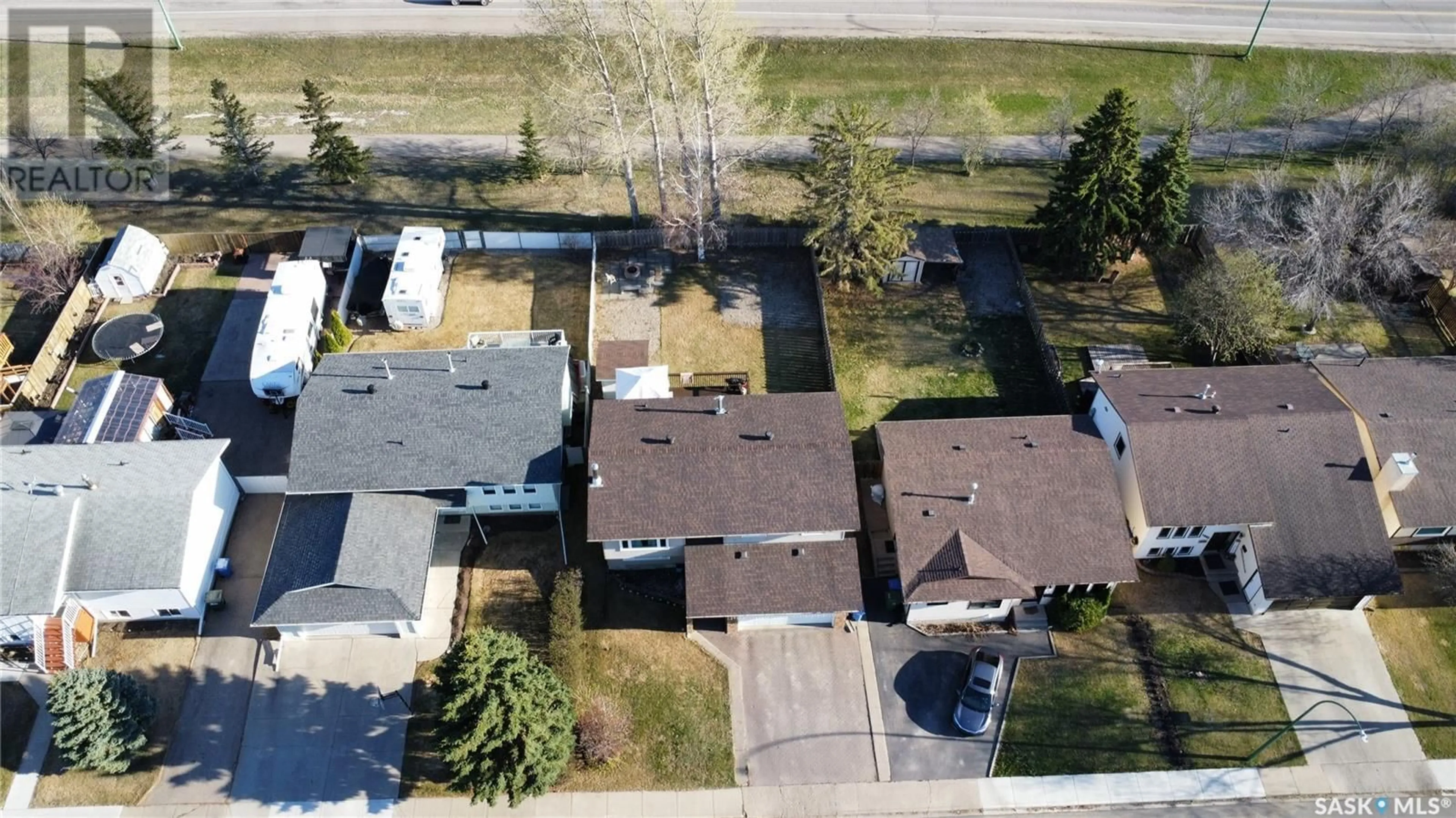 A pic from outside/outdoor area/front of a property/back of a property/a pic from drone, street for 1699 ALLBRIGHT CRESCENT, Prince Albert Saskatchewan S6V7C3