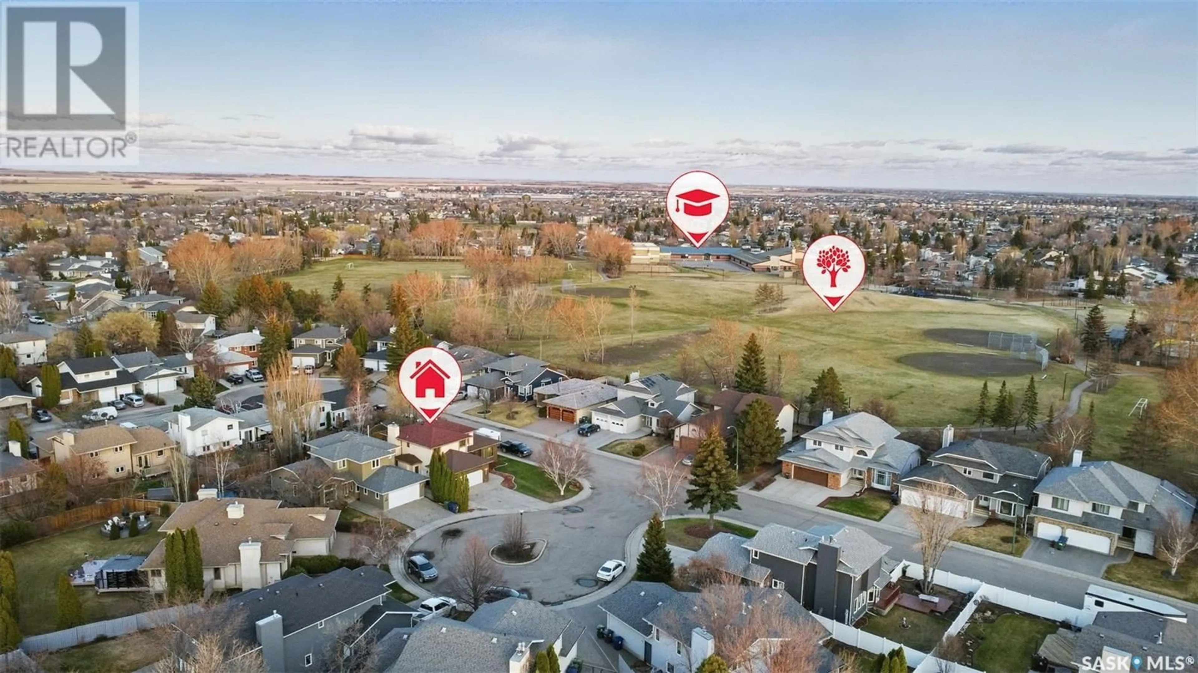 A pic from outside/outdoor area/front of a property/back of a property/a pic from drone, street for 327 BONLI PLACE, Saskatoon Saskatchewan S7N4A2