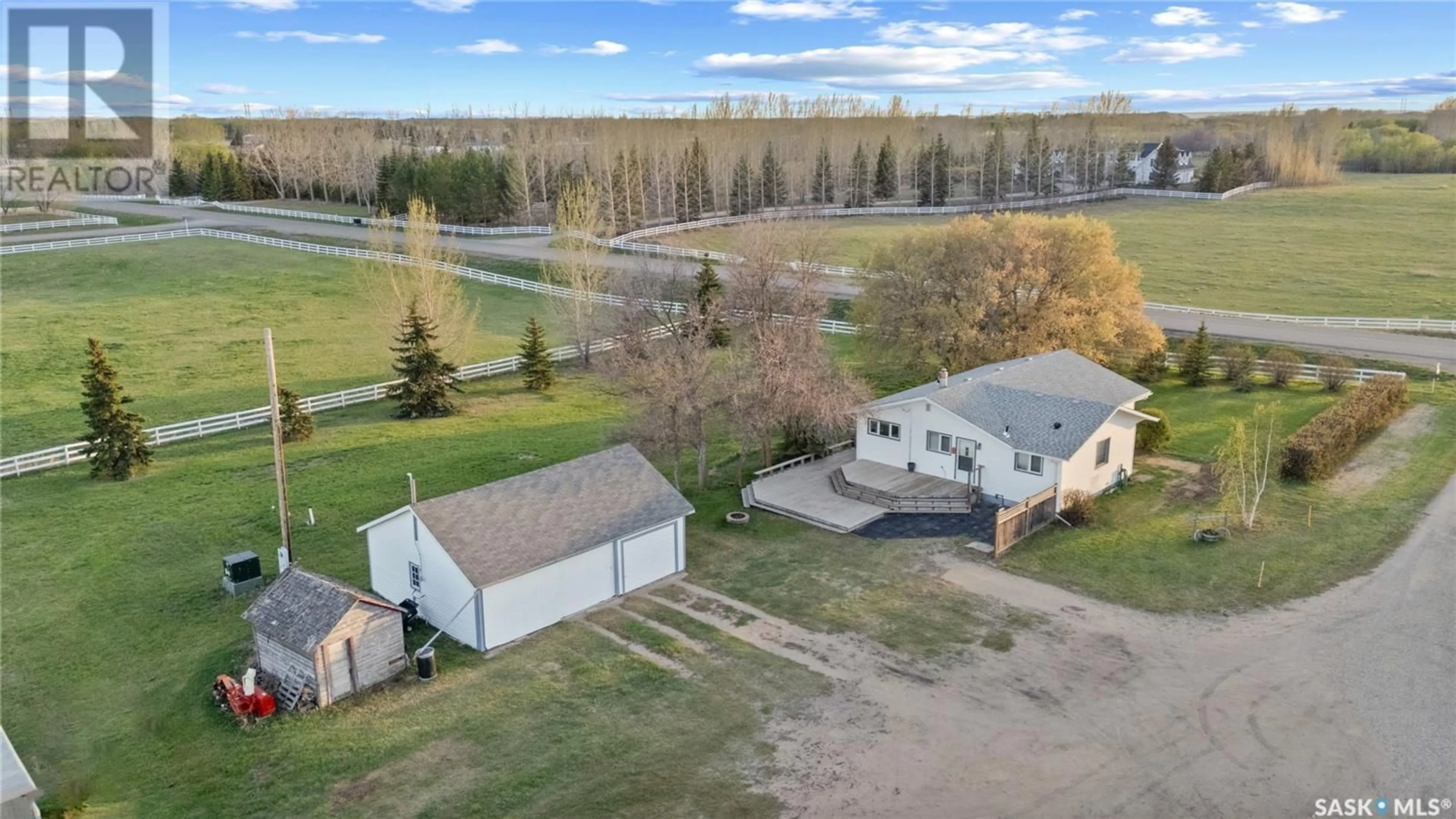 A pic from outside/outdoor area/front of a property/back of a property/a pic from drone, unknown for 5519 CLARENCE AVENUE, Casa Rio Saskatchewan S7T1B6