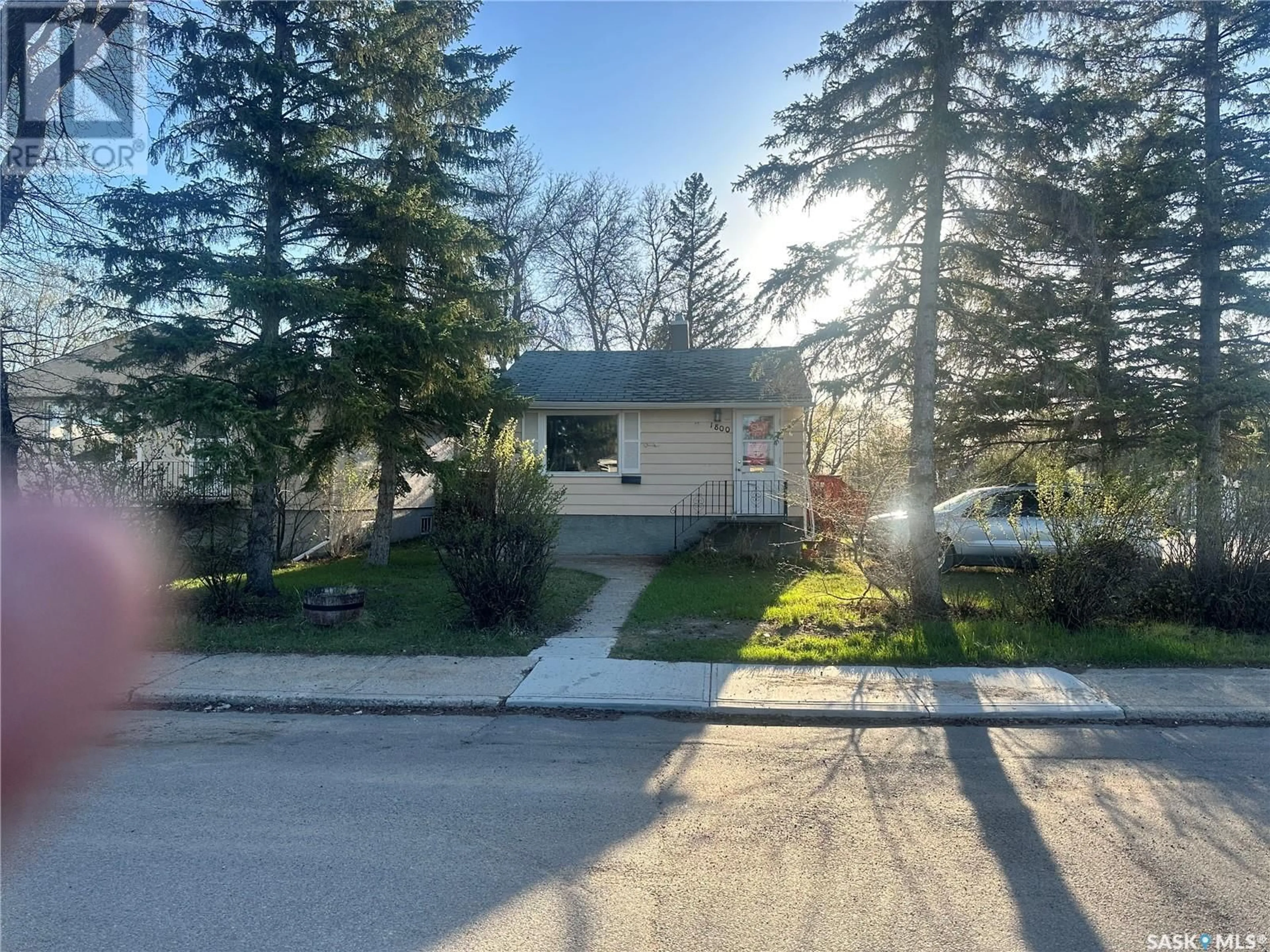 Unknown for 1800 FORGET STREET, Regina Saskatchewan S4T4Y7