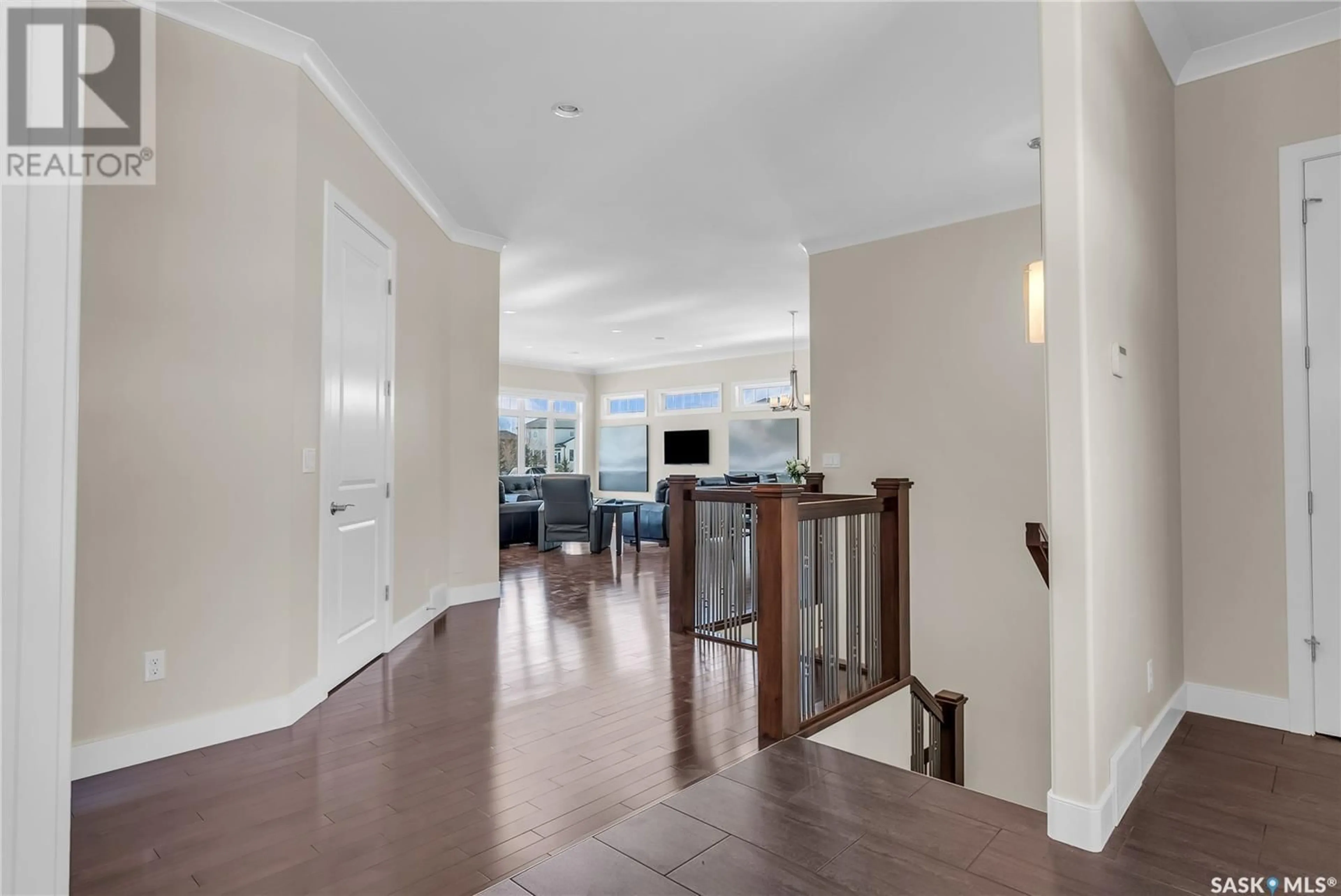 Indoor foyer for 119 FLEMING CRESCENT, Saskatoon Saskatchewan S7W1B4
