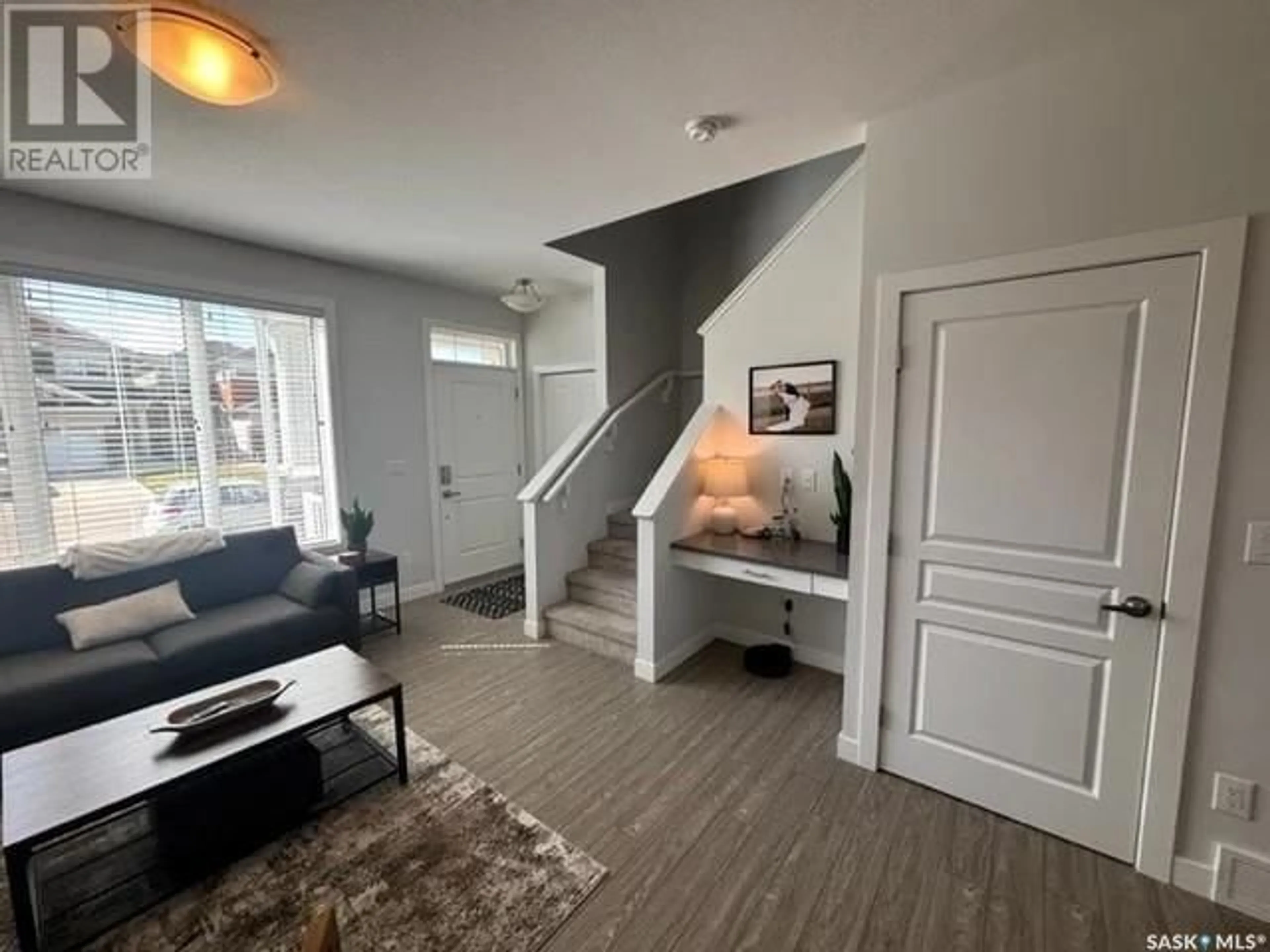 Unknown for 1052 KOLYNCHUK CRESCENT, Saskatoon Saskatchewan S7T0X4