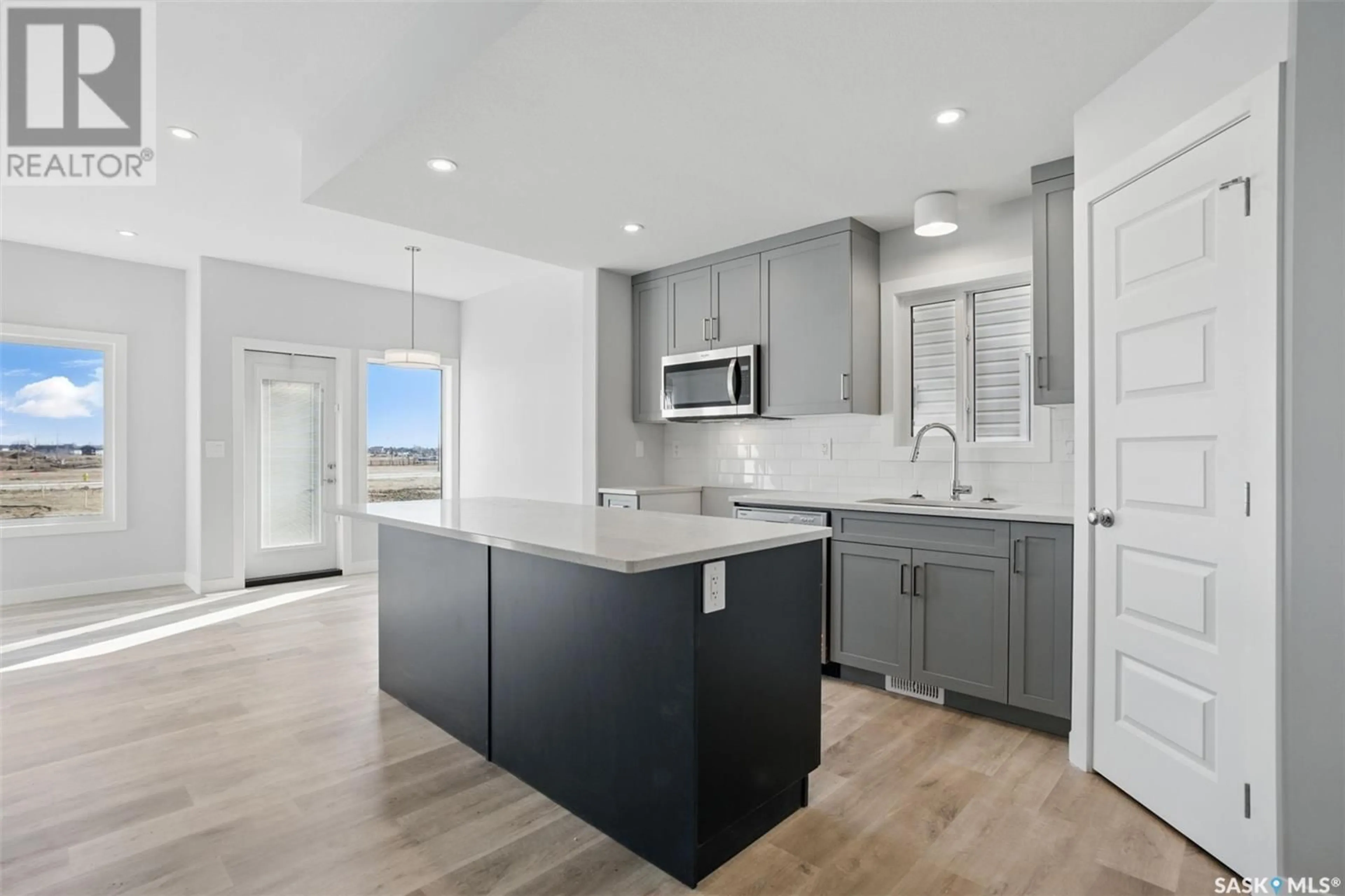 Open concept kitchen, unknown for 226 ANTONINI COURT, Saskatoon Saskatchewan S0K1V0