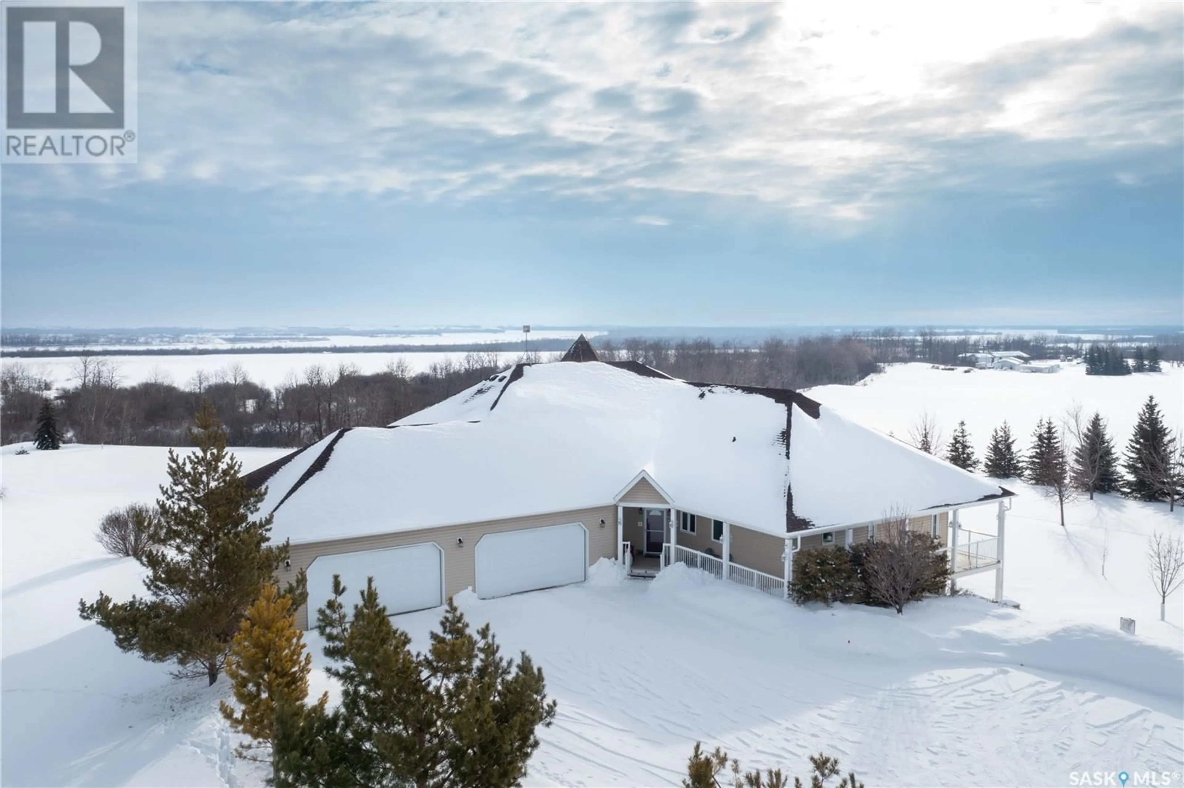 A pic from outside/outdoor area/front of a property/back of a property/a pic from drone, mountain view for OLSON ACREAGE, Vanscoy Rm No. 345 Saskatchewan S7K1N2