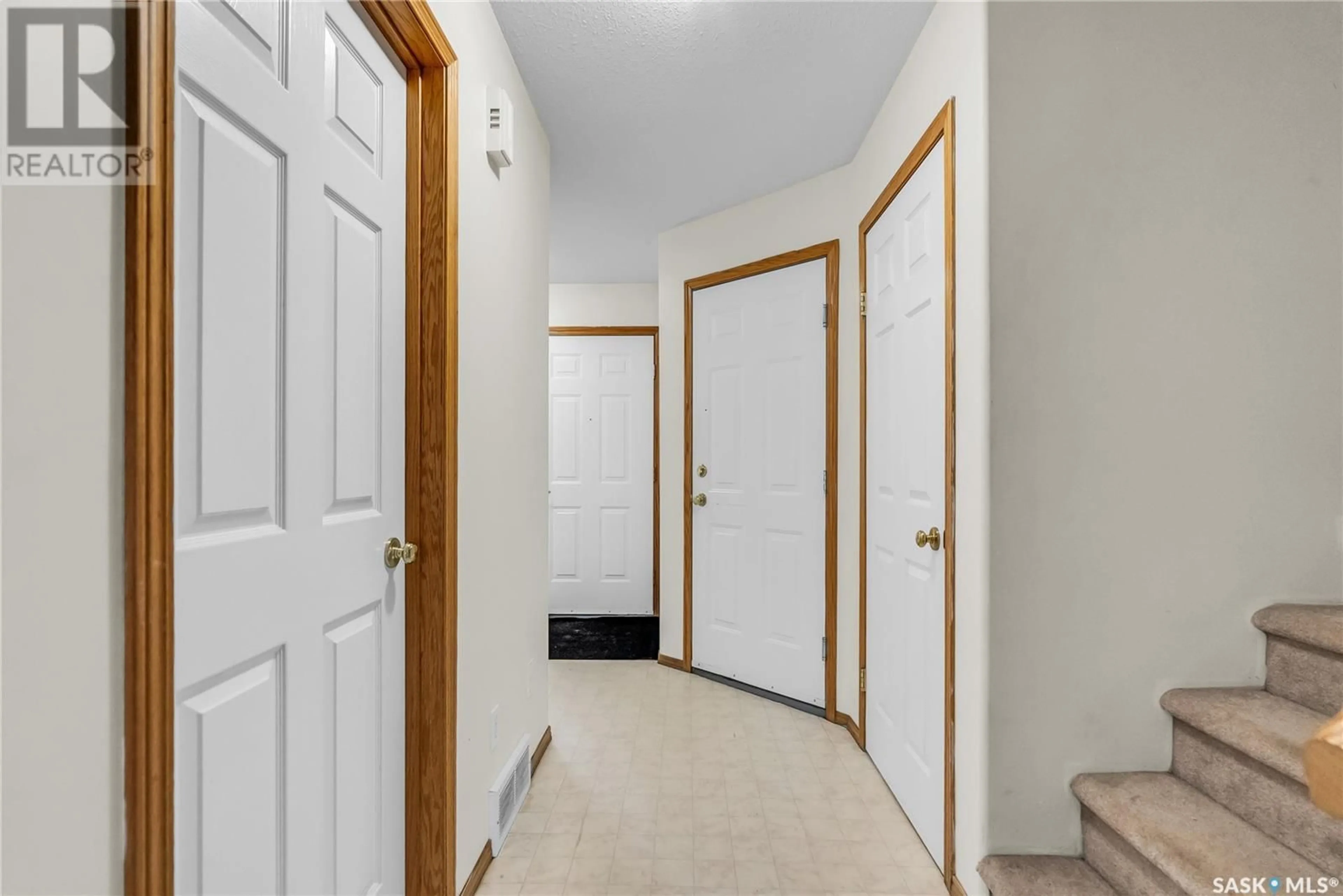 Unknown for 10 110 KEEVIL CRESCENT, Saskatoon Saskatchewan S7N4N8