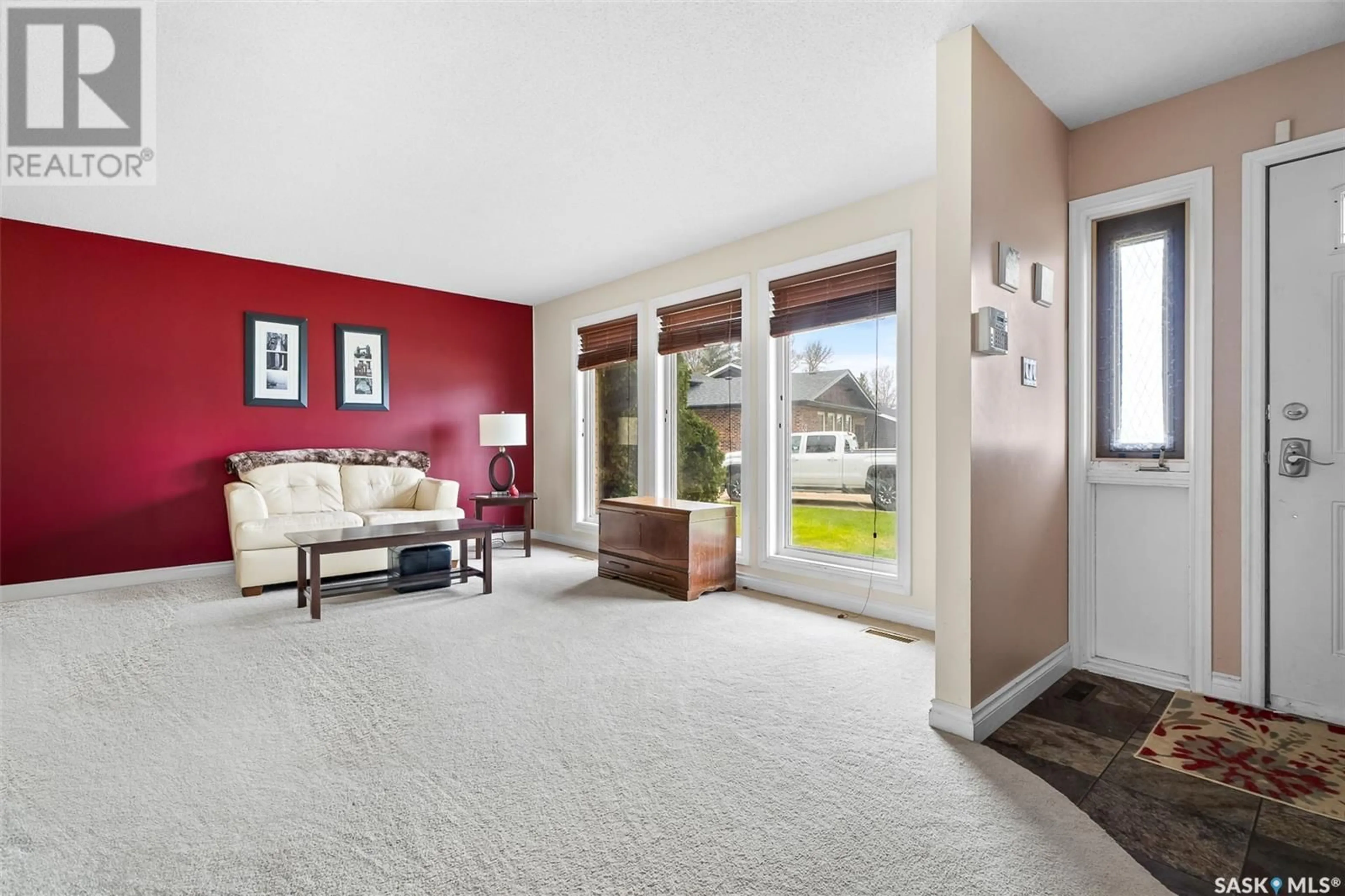 Living room with furniture, unknown for 53 DAISY CRESCENT, Moose Jaw Saskatchewan S6J1C2