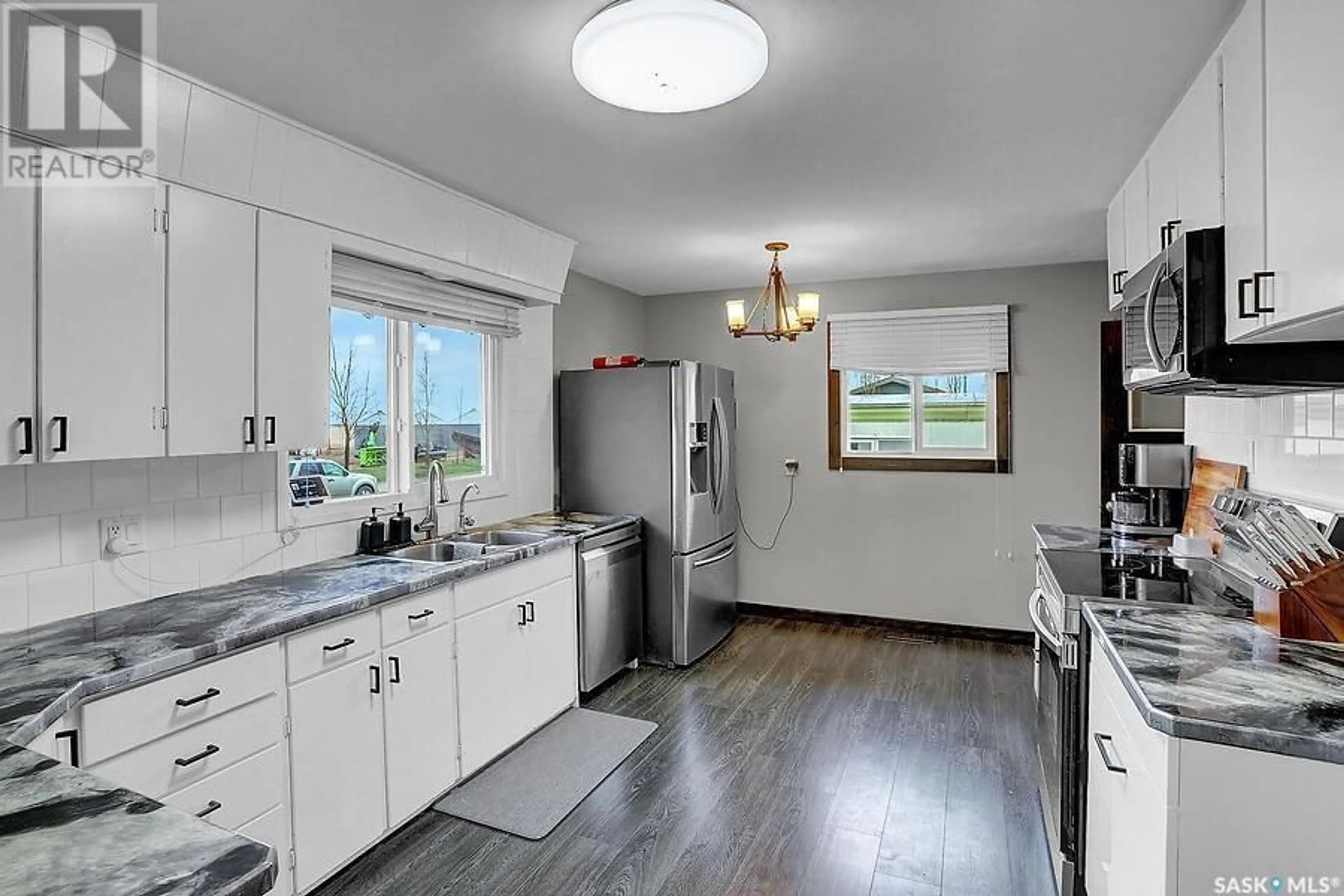 Open concept kitchen, unknown for 424 BRUNSWICK STREET, Pense Saskatchewan S0G3W0