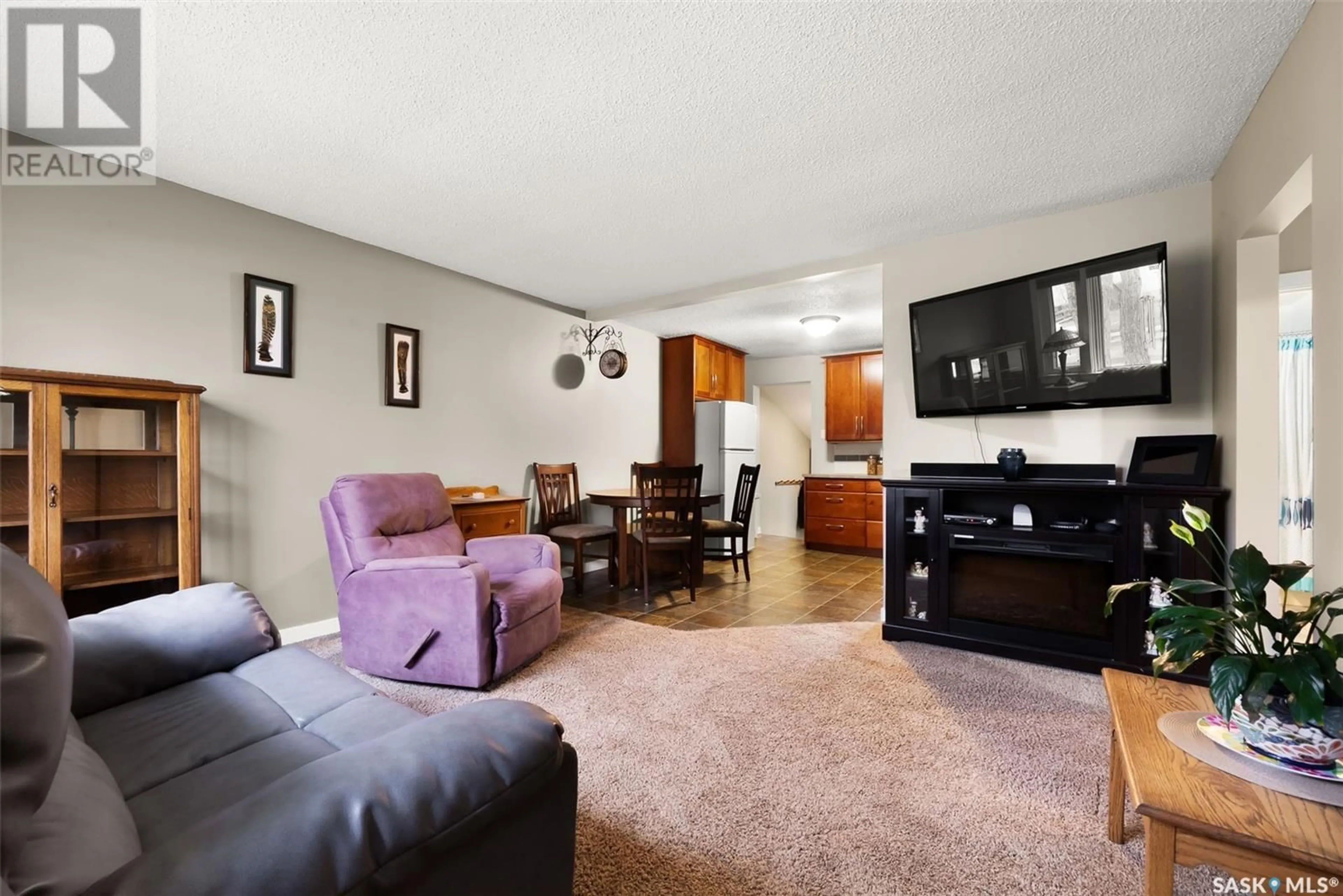 Living room with furniture, unknown for 743 MCTAVISH STREET, Regina Saskatchewan S4T3T8