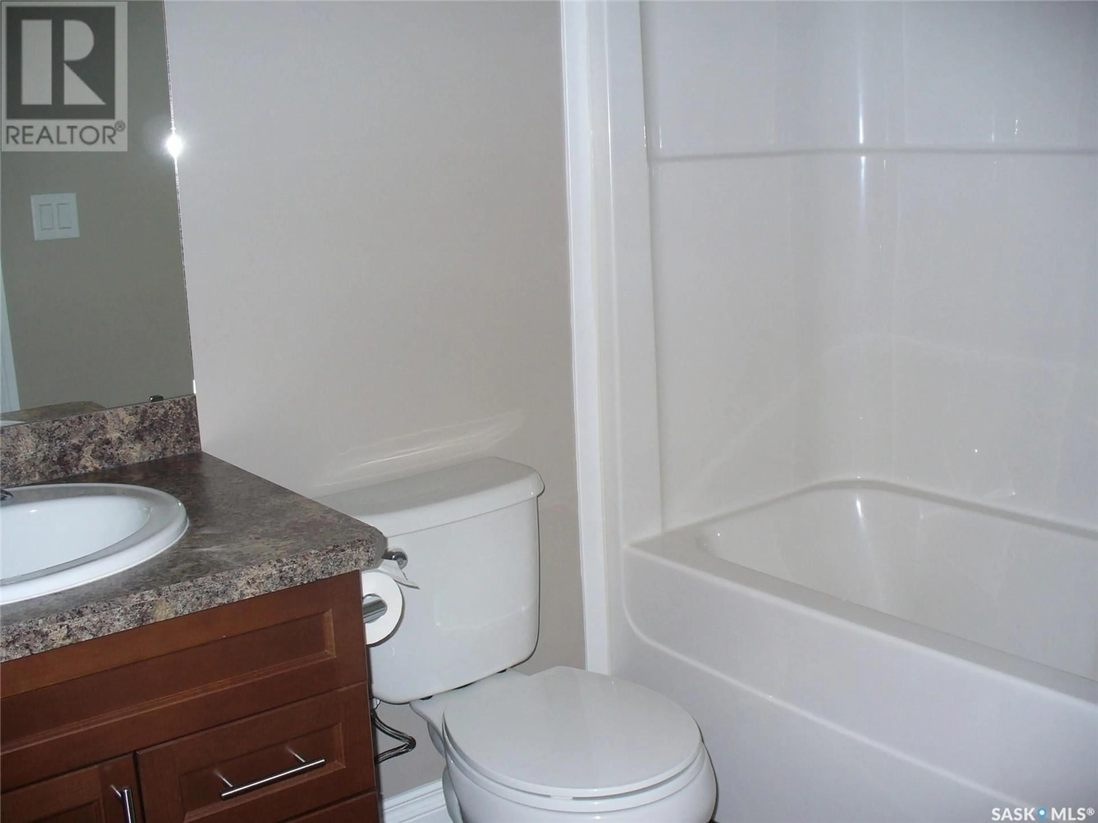 Standard bathroom, unknown for E - 231 3630 HAUGHTON ROAD, Regina Saskatchewan S4V1P1