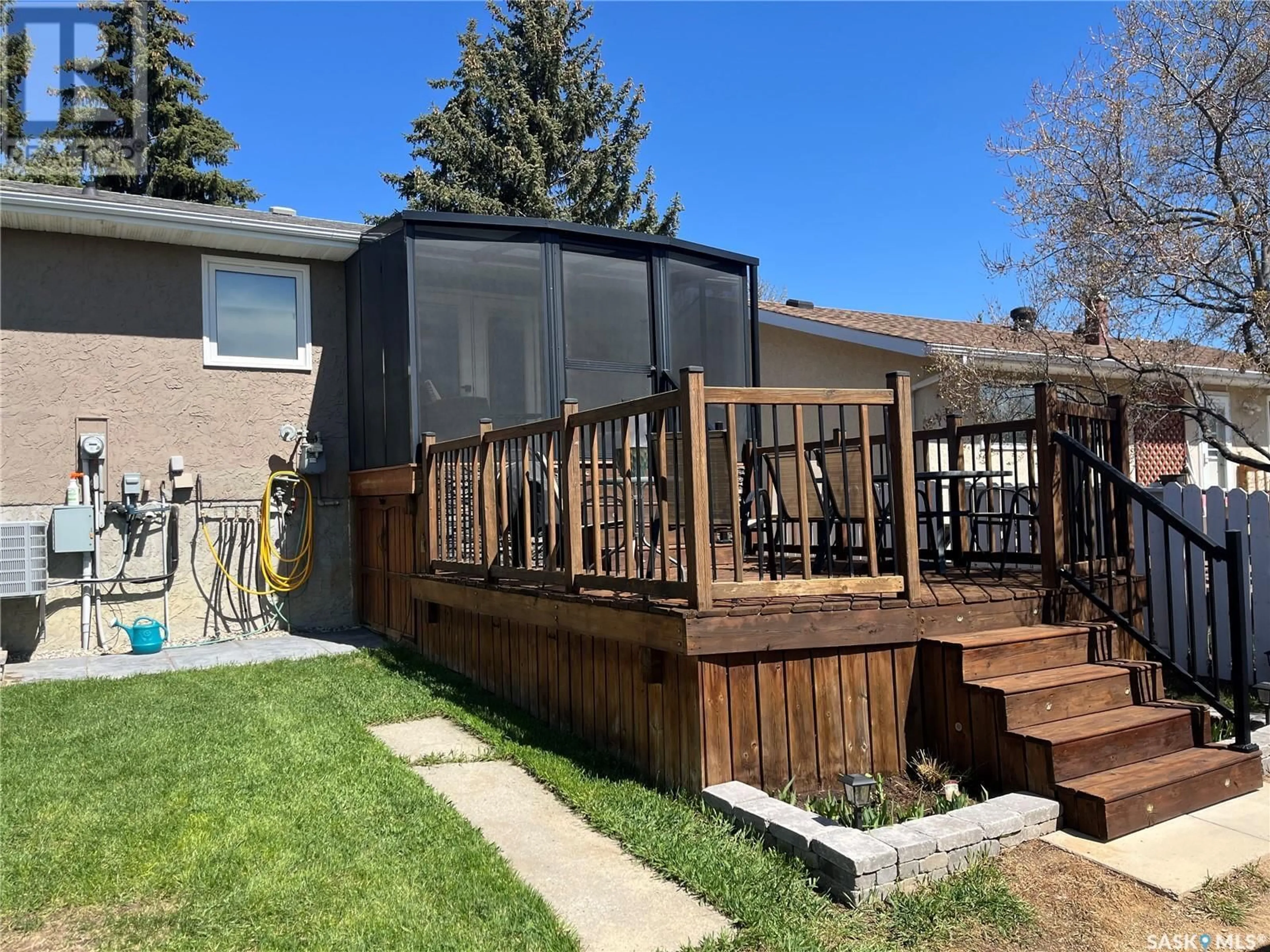 Patio, street for 62 MCSHERRY CRESCENT, Regina Saskatchewan S4T7B7