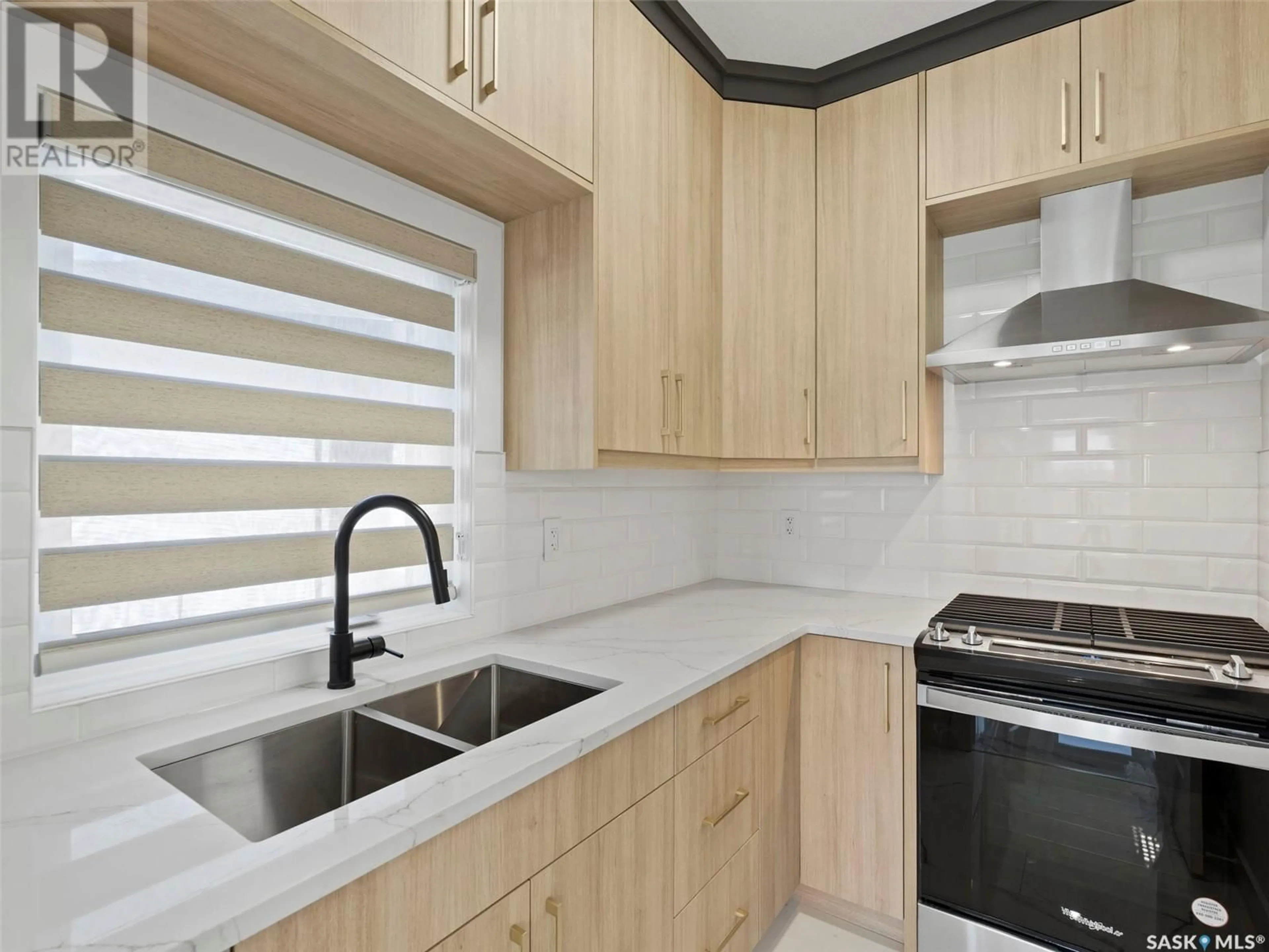 Standard kitchen, ceramic/tile floor for 134 MAZUREK CRESCENT, Saskatoon Saskatchewan S7V1S1