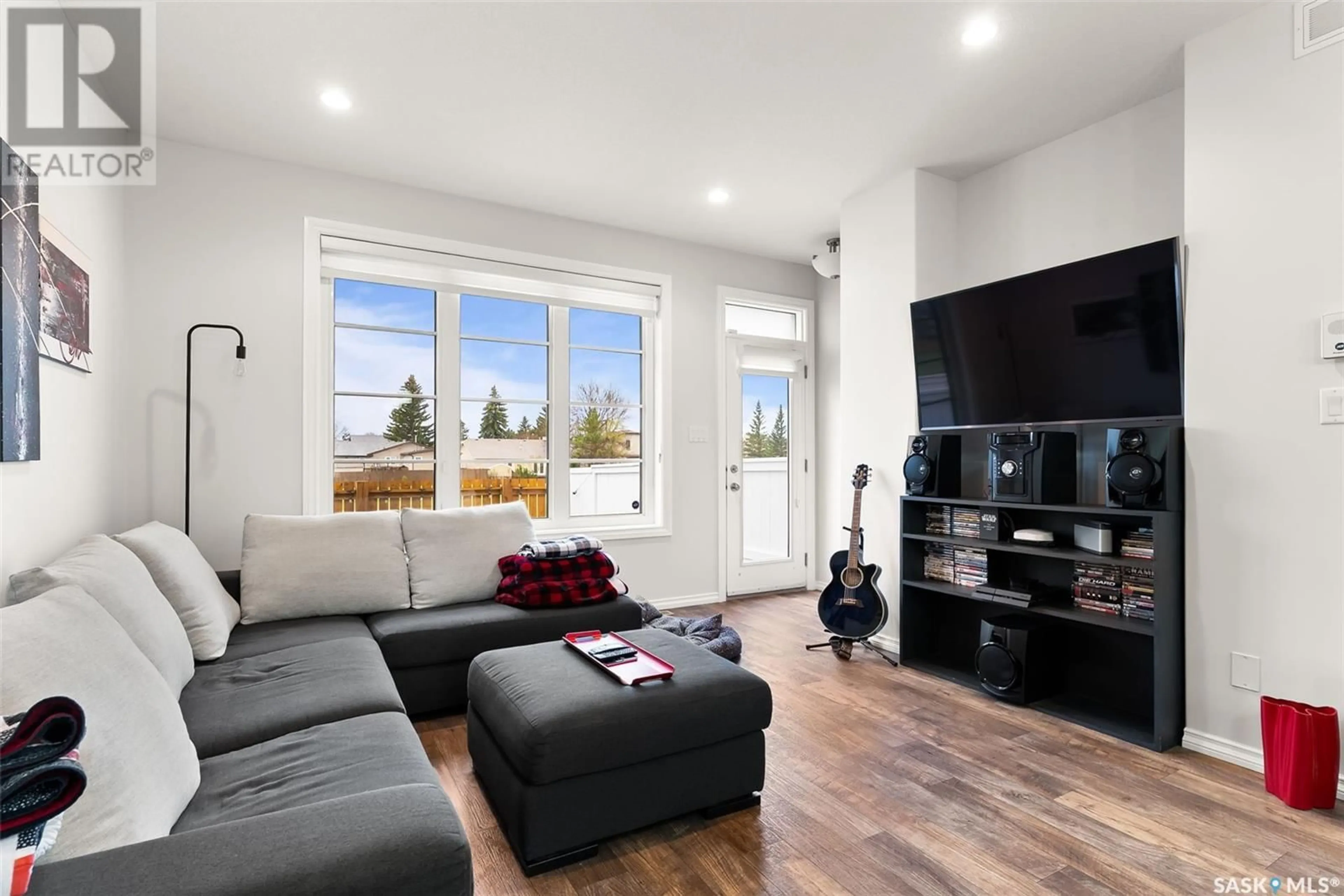 Living room with furniture, unknown for 117 - 3229 ELGAARD DRIVE, Regina Saskatchewan S4X0L2