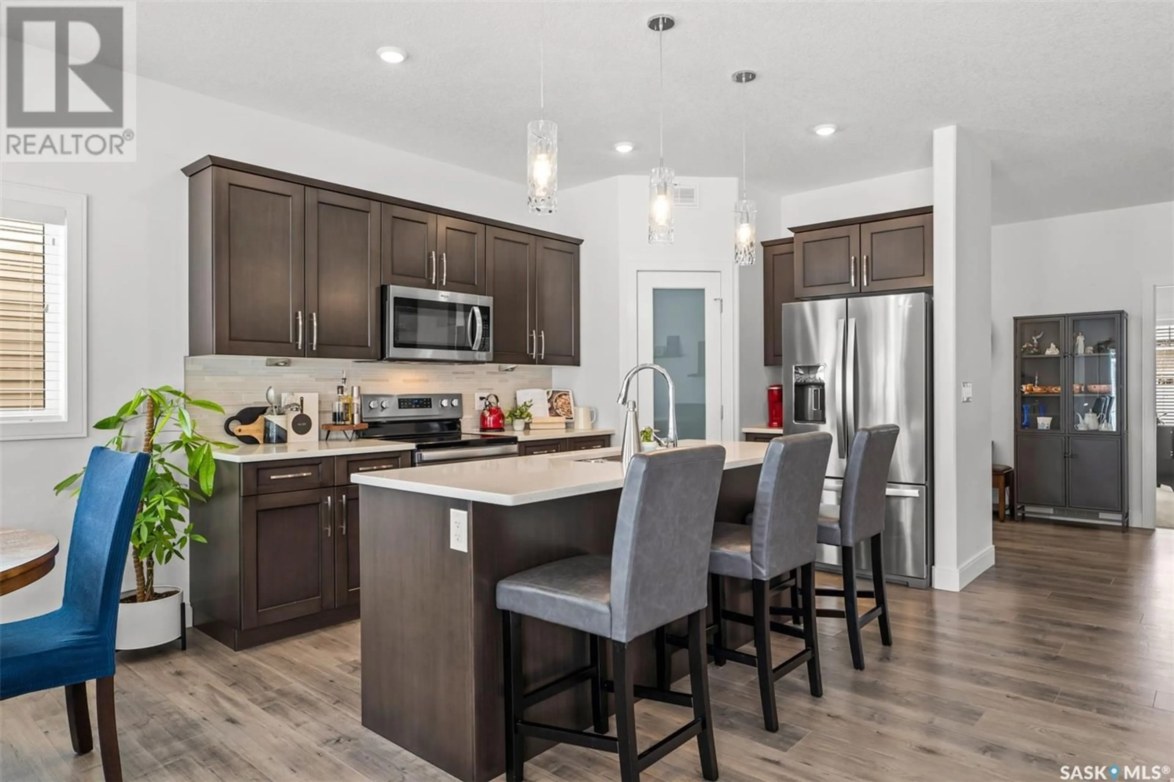 Open concept kitchen, unknown for 6 - 3206 11TH STREET, Saskatoon Saskatchewan S7M5Z1