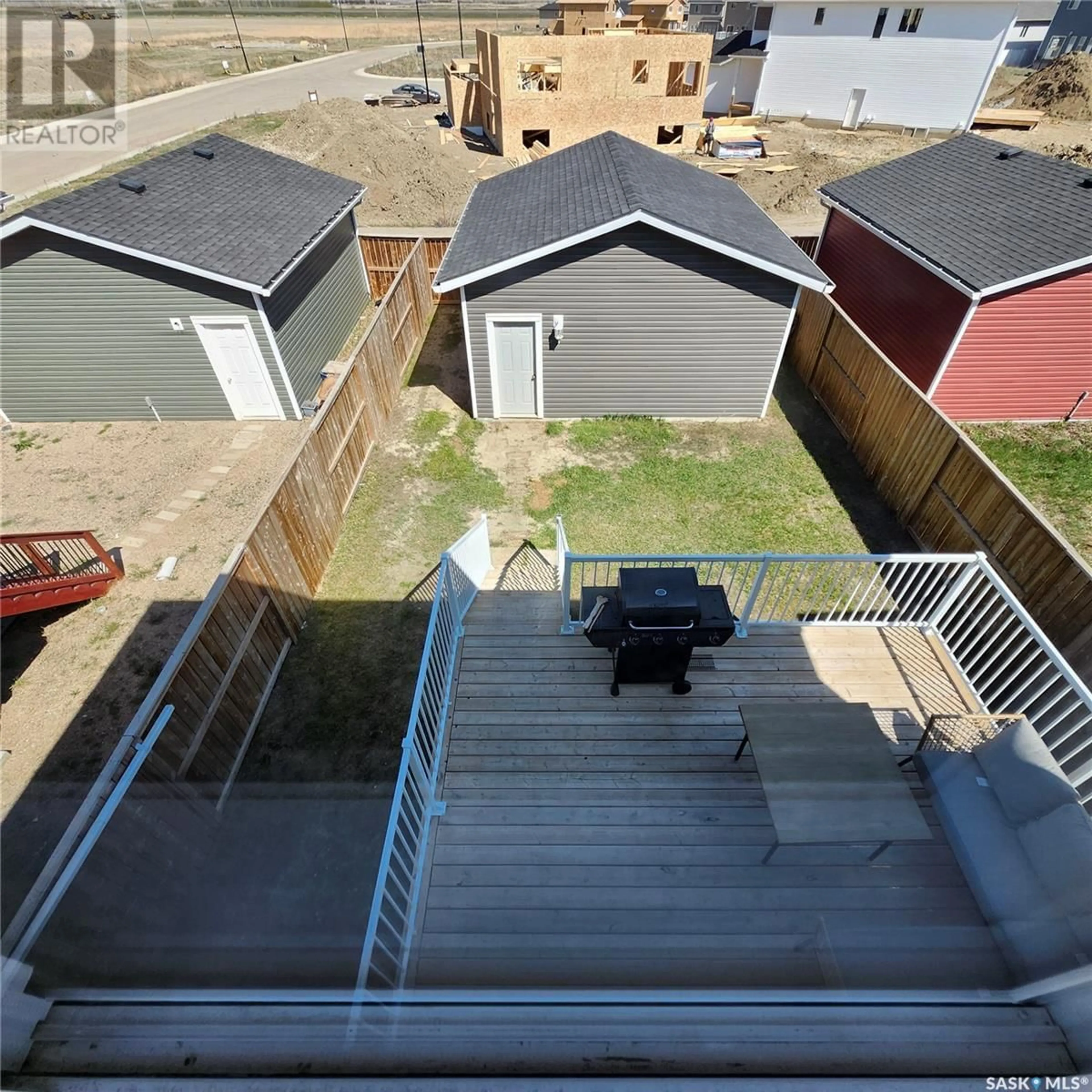 A pic from outside/outdoor area/front of a property/back of a property/a pic from drone, unknown for 2050 KENSINGTON ROAD, Saskatoon Saskatchewan S7L6P5