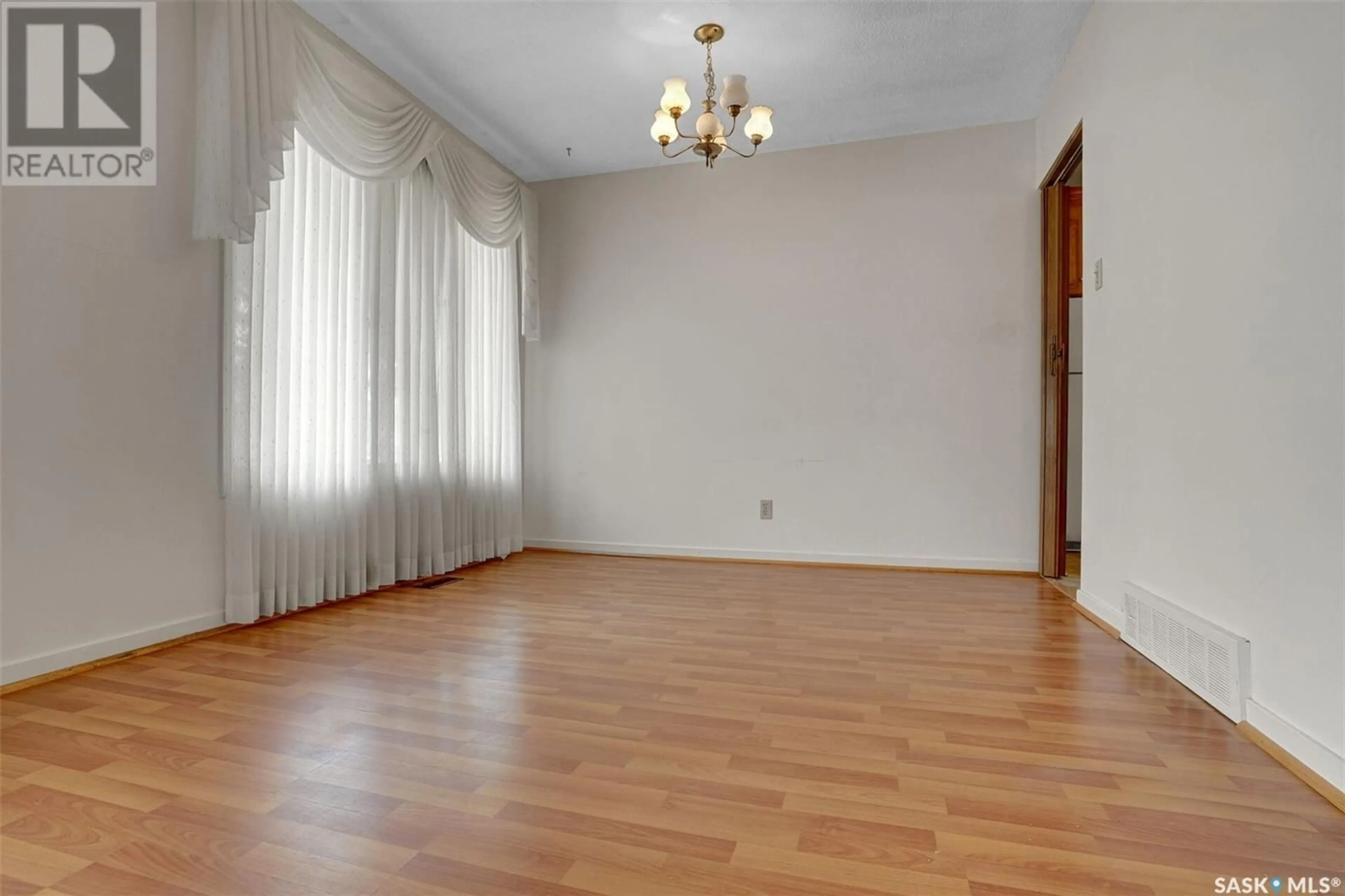 A pic of a room for 316 HABKIRK DRIVE, Regina Saskatchewan S4S6A8