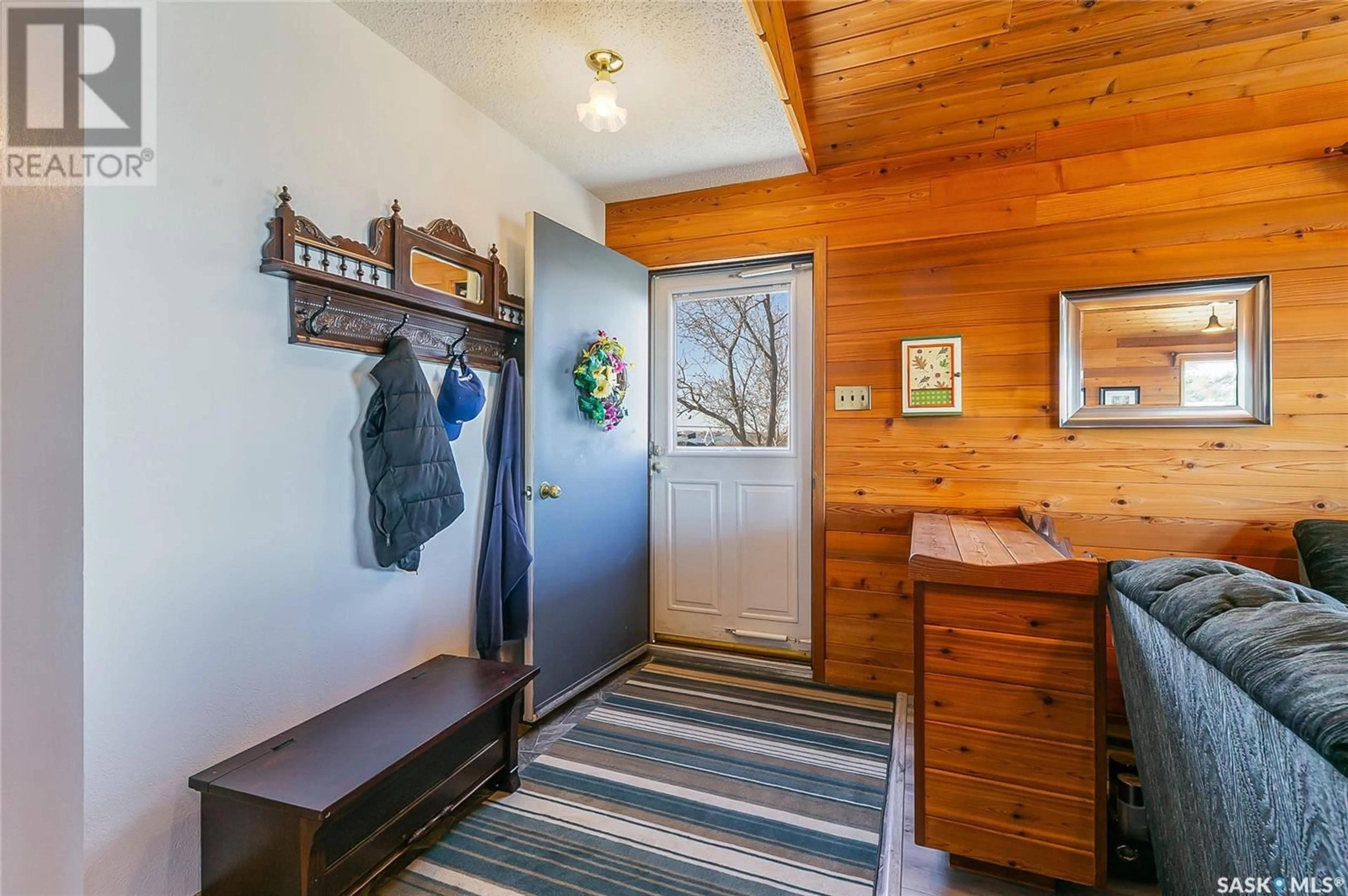 Indoor entryway for 49 MARINA AVENUE, Colesdale Park Saskatchewan S0G0L0