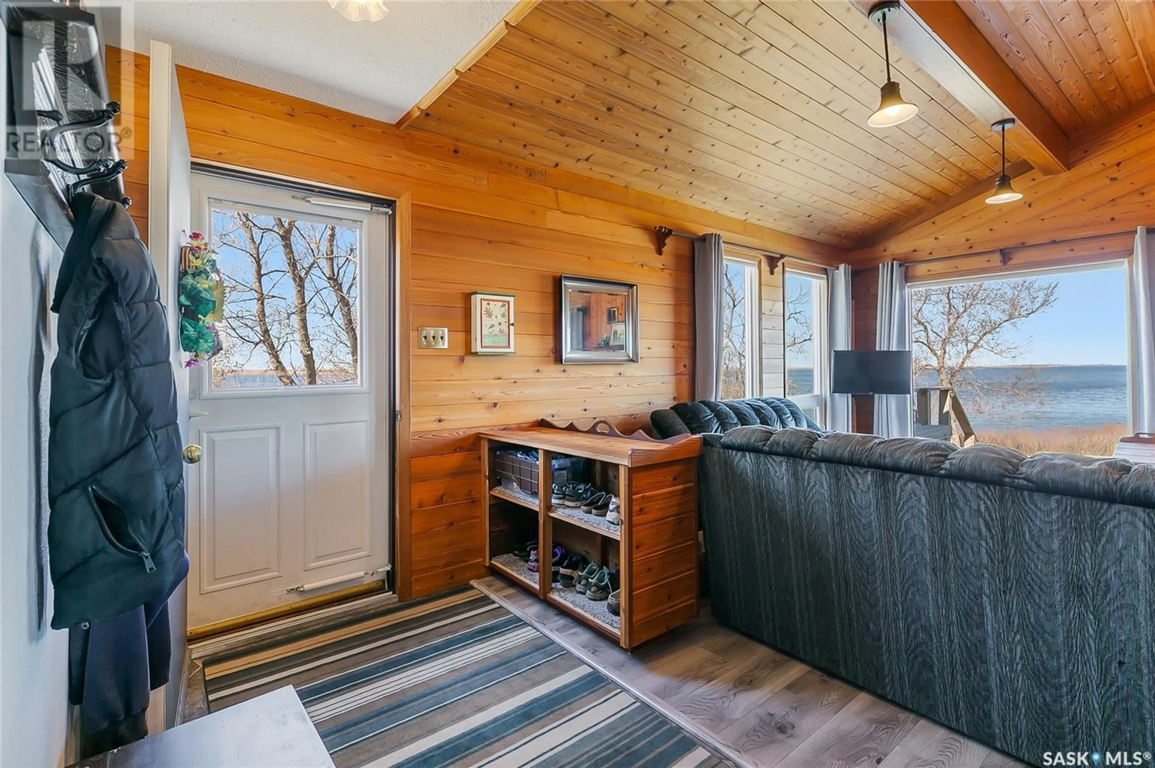 Indoor entryway for 49 MARINA AVENUE, Colesdale Park Saskatchewan S0G0L0