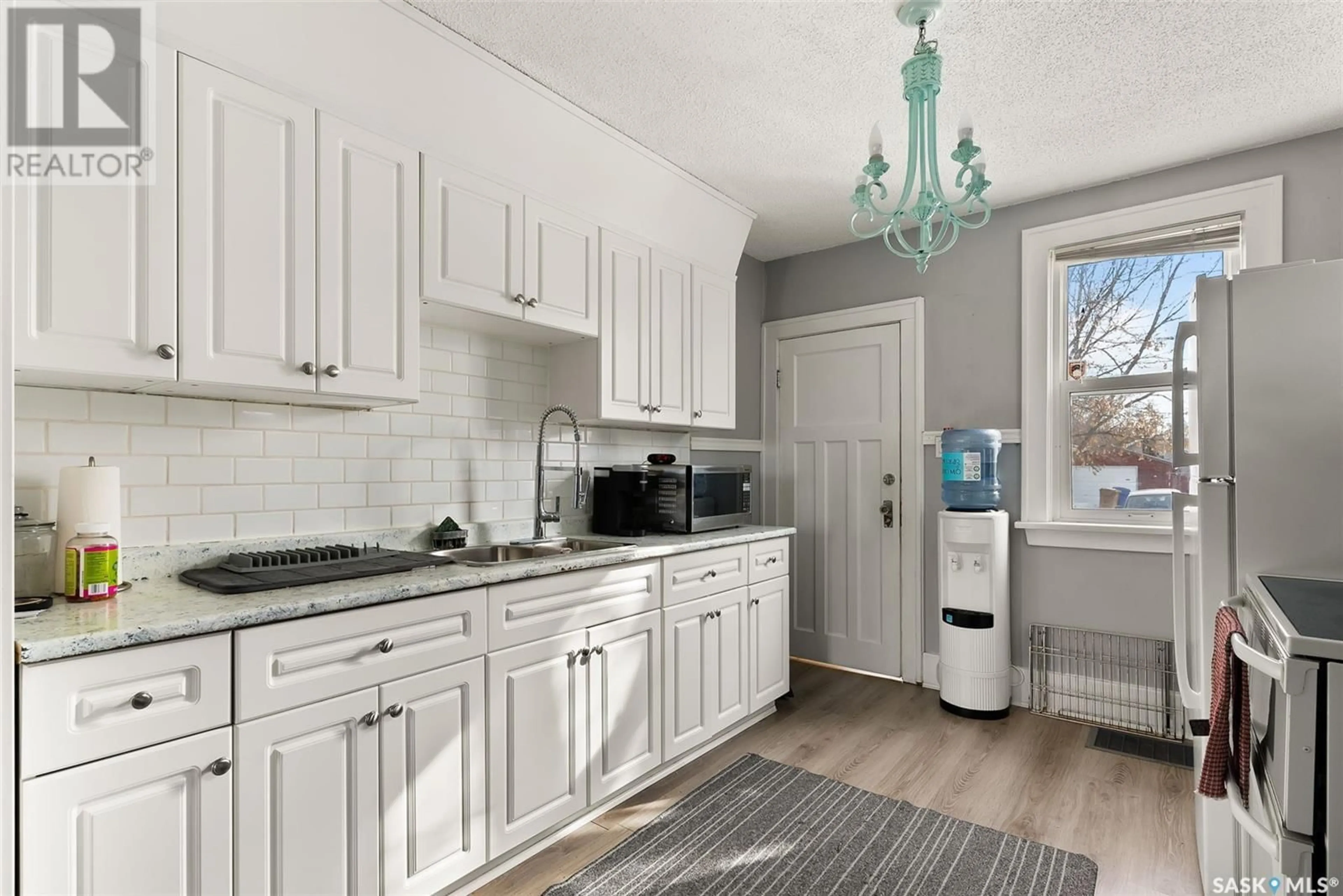 Open concept kitchen, ceramic/tile floor for 2345 REYNOLDS STREET, Regina Saskatchewan S4N3N6